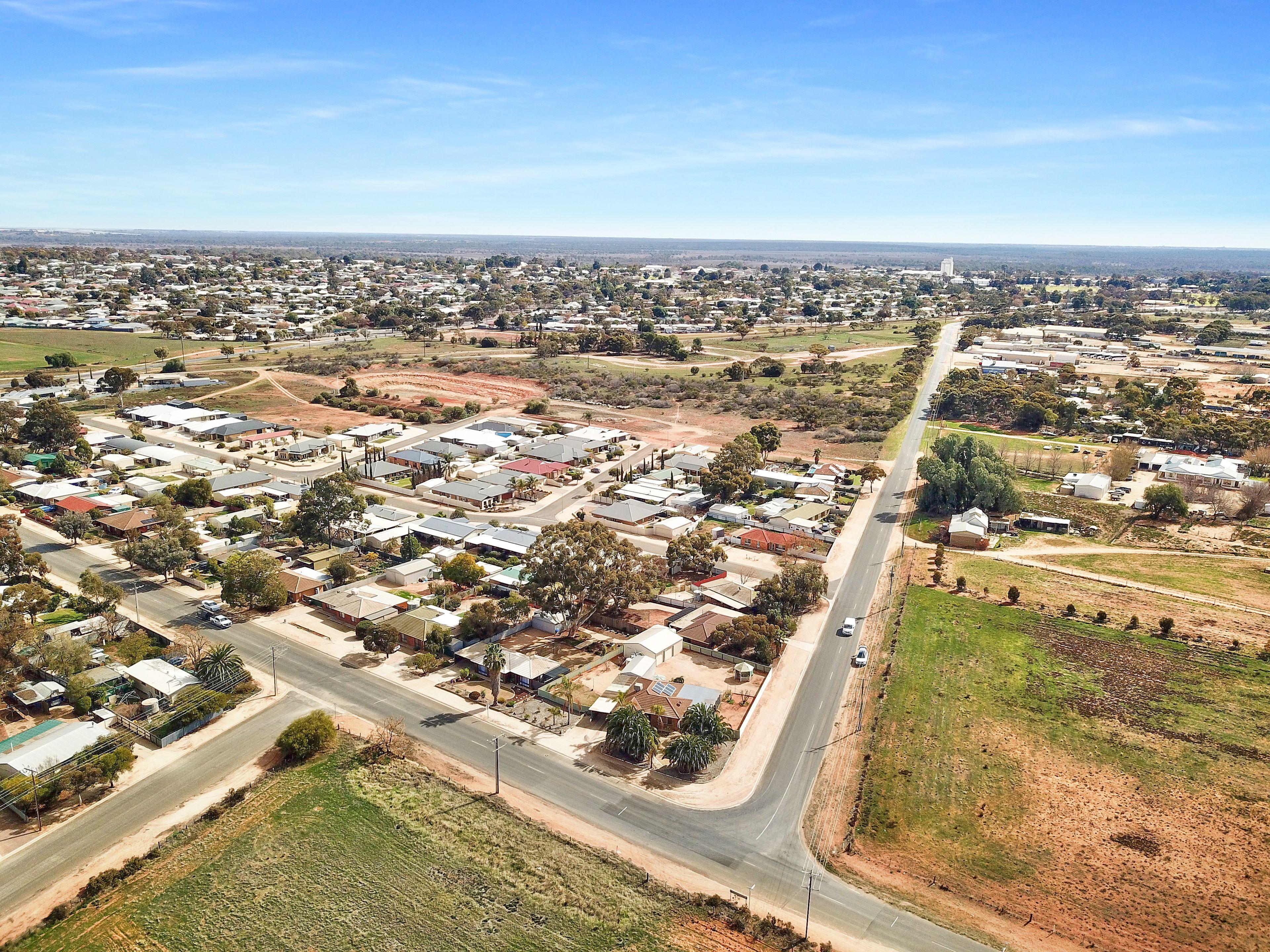 House for Sale: Loxton, SA 5333, SA, 5333