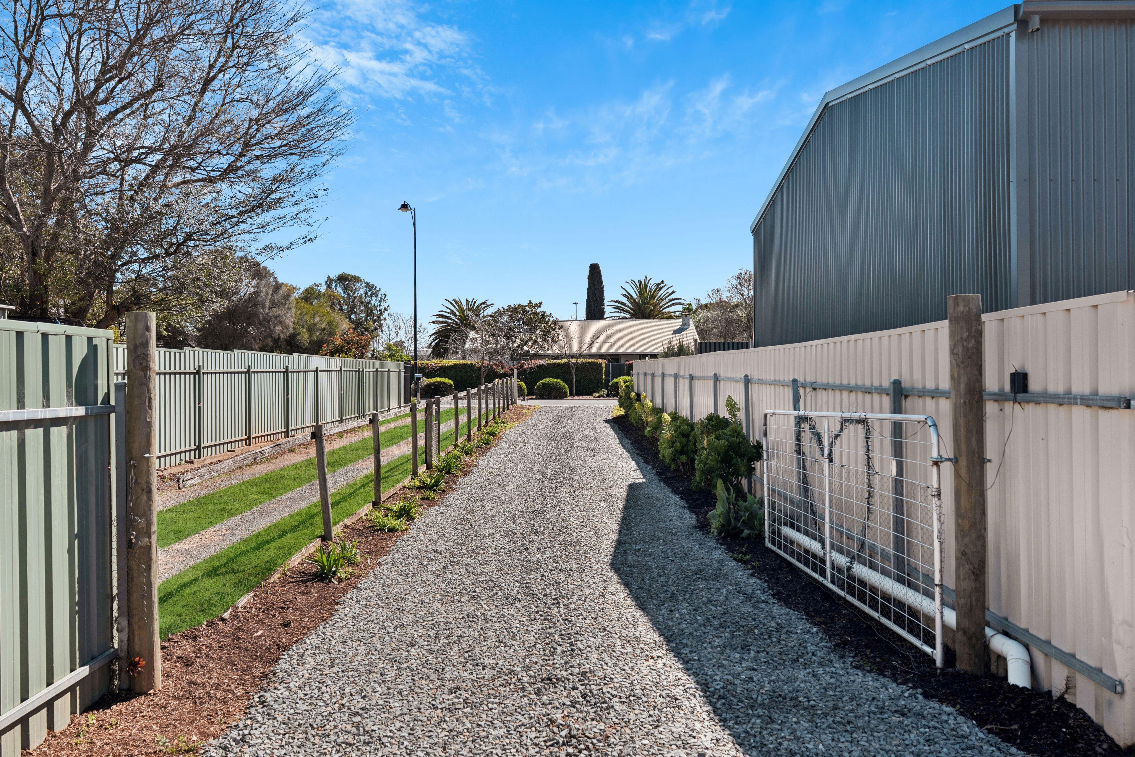 House for Sale: Strathalbyn, SA 5255, SA, 5255