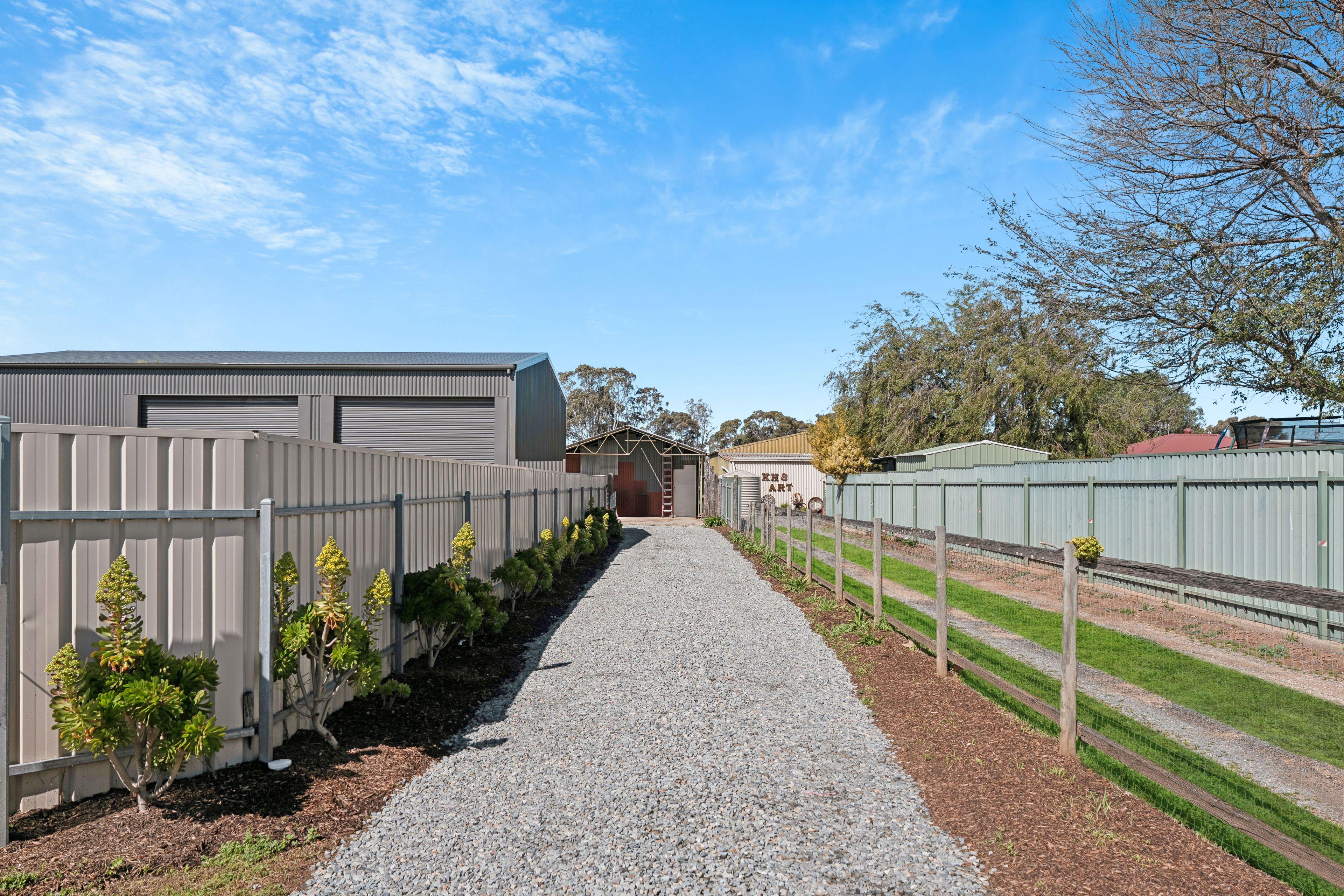 House for Sale: Strathalbyn, SA 5255, SA, 5255