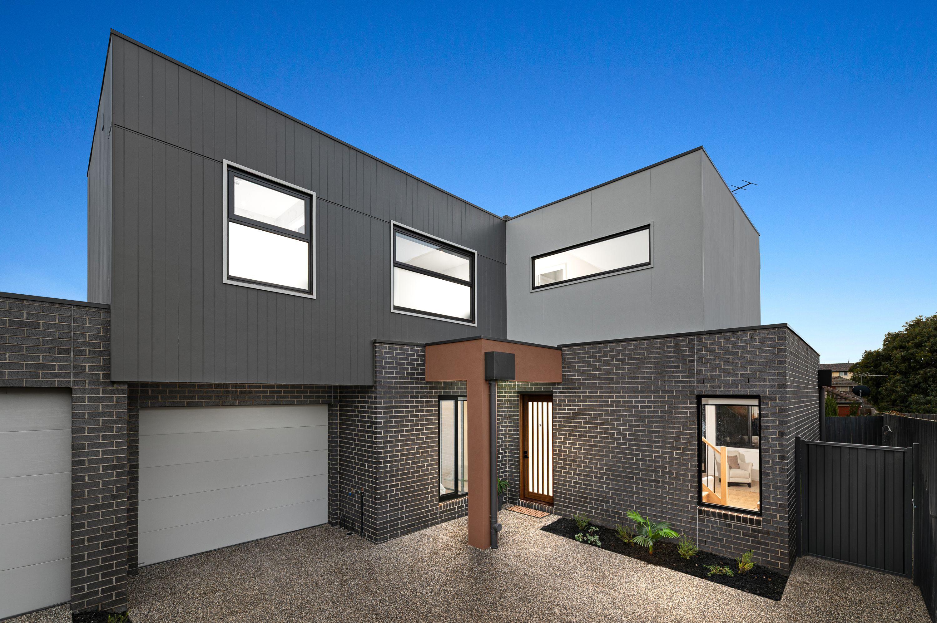 Prop-GPT: Townhouse: VIC Reservoir, VIC 3073 Home For Sale