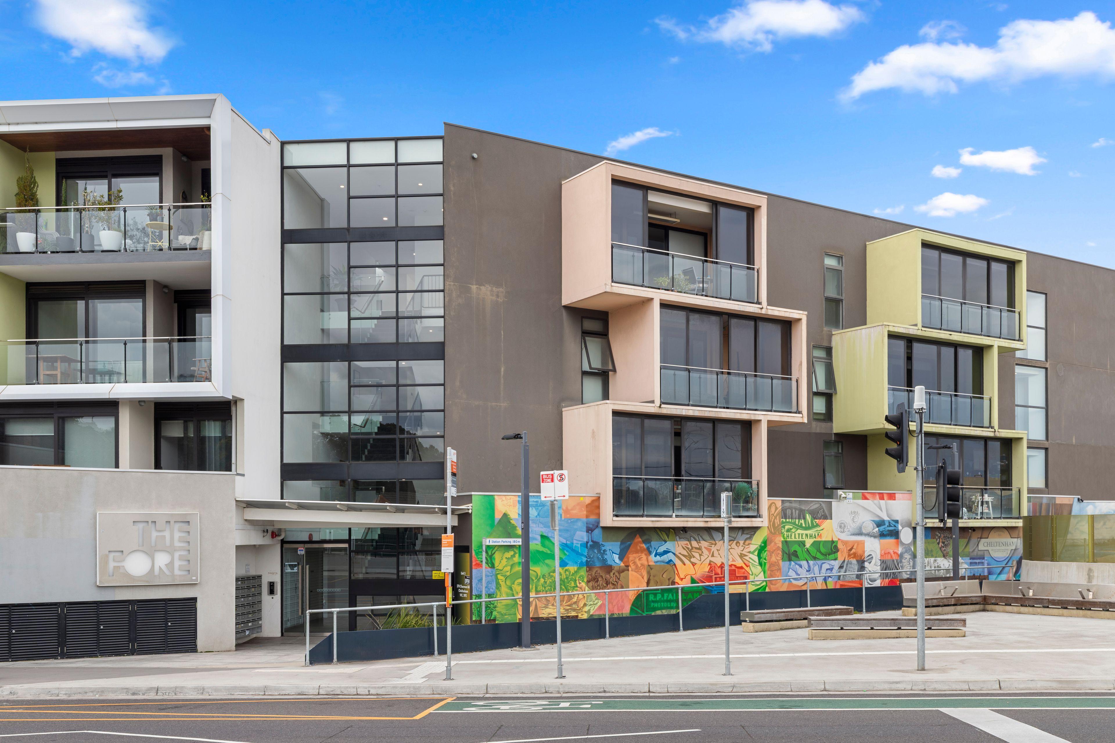 Prop-GPT: Apartment: VIC Cheltenham, VIC 3192 Home For Sale