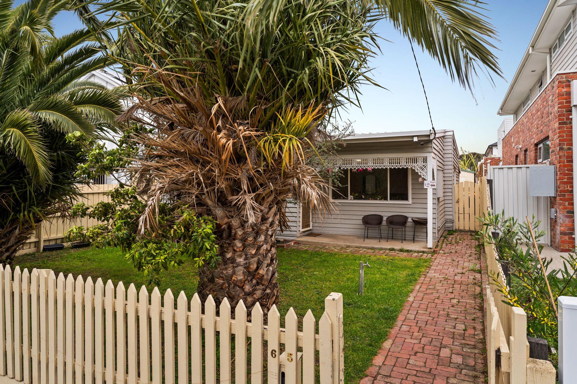 Prop-GPT: House: VIC Newport, VIC 3015 Home For Sale