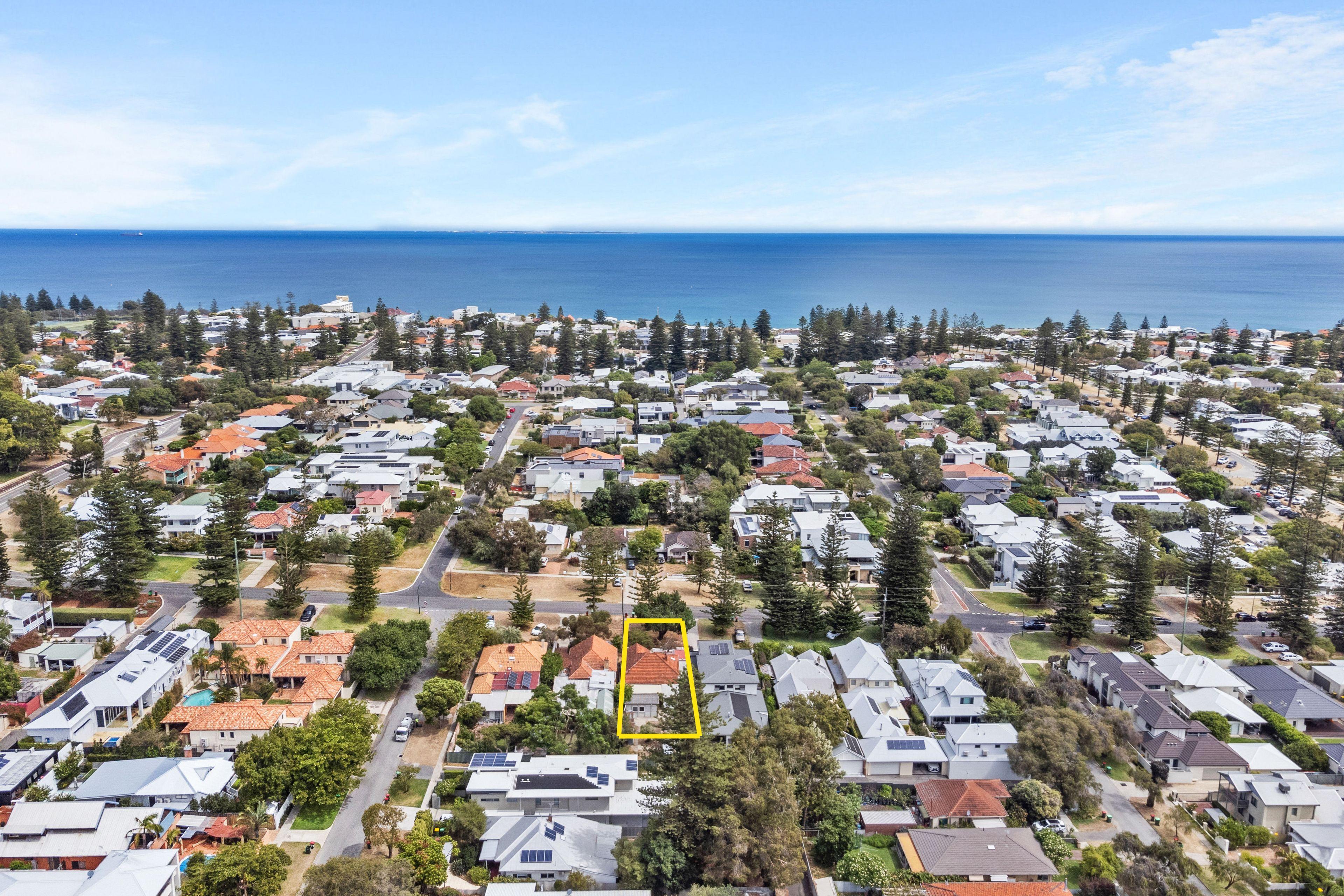 Prop-GPT: House: WA Cottesloe, WA 6011 Home For Sale