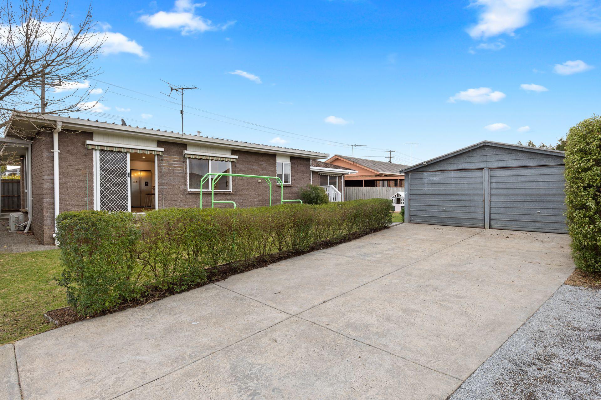House for Sale: Highton, VIC 3216, VIC, 3216