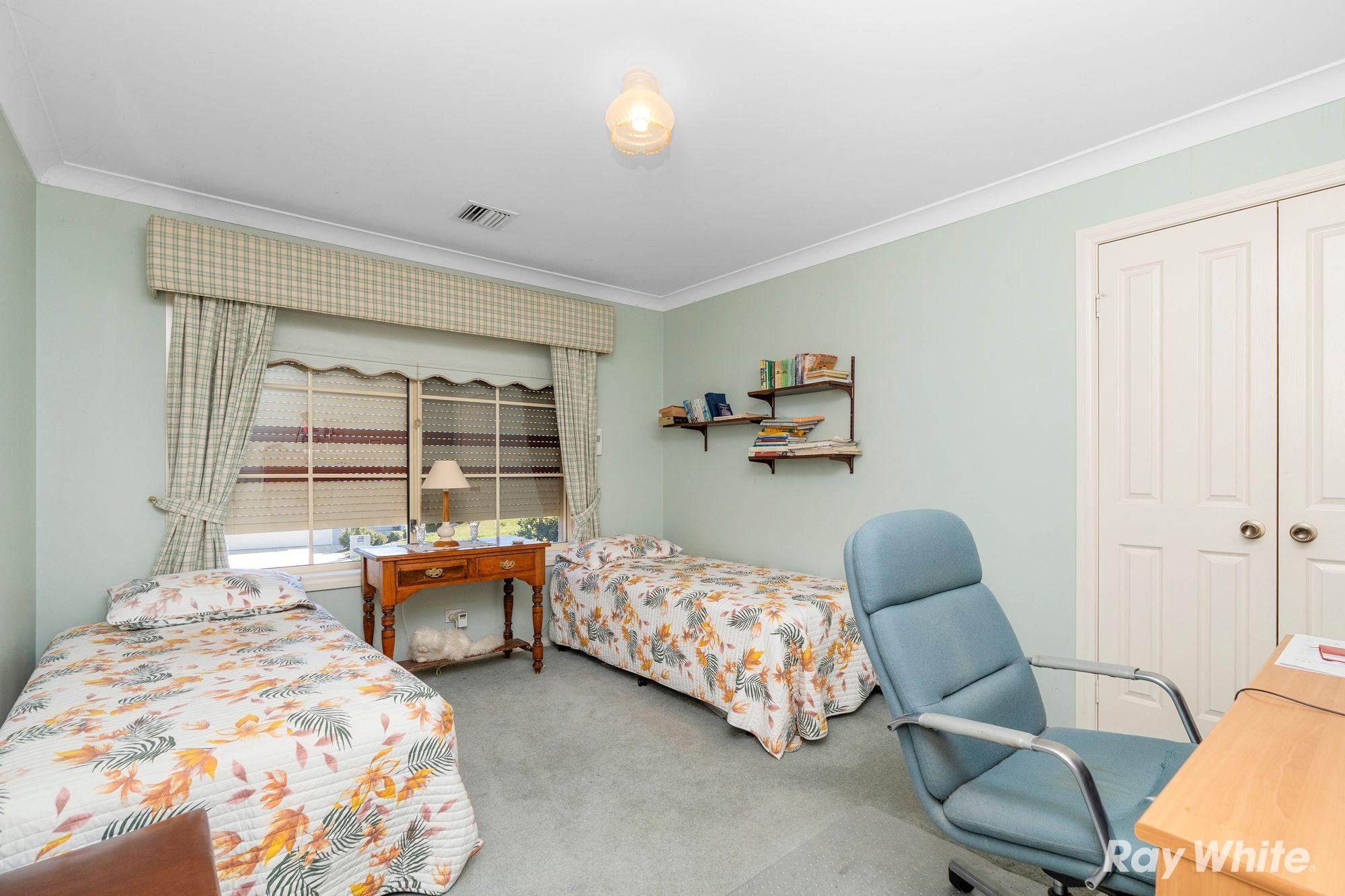 House for Sale: Junee, NSW 2663, NSW, 2663