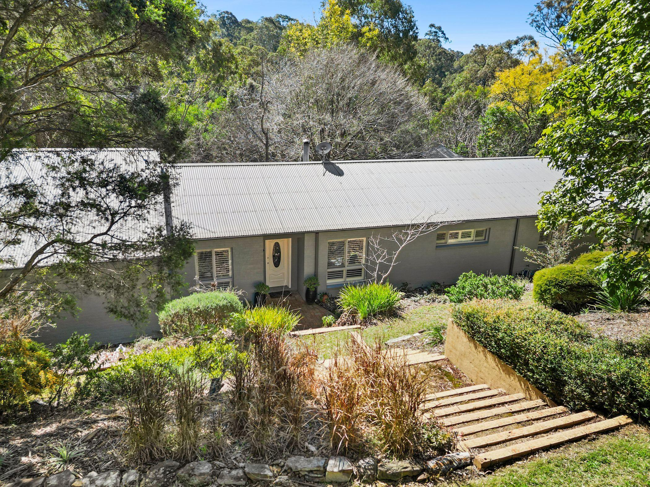 Prop-GPT: Acreage/Semi-Rural: NSW Kurrajong Hills, NSW 2758 Home For Sale