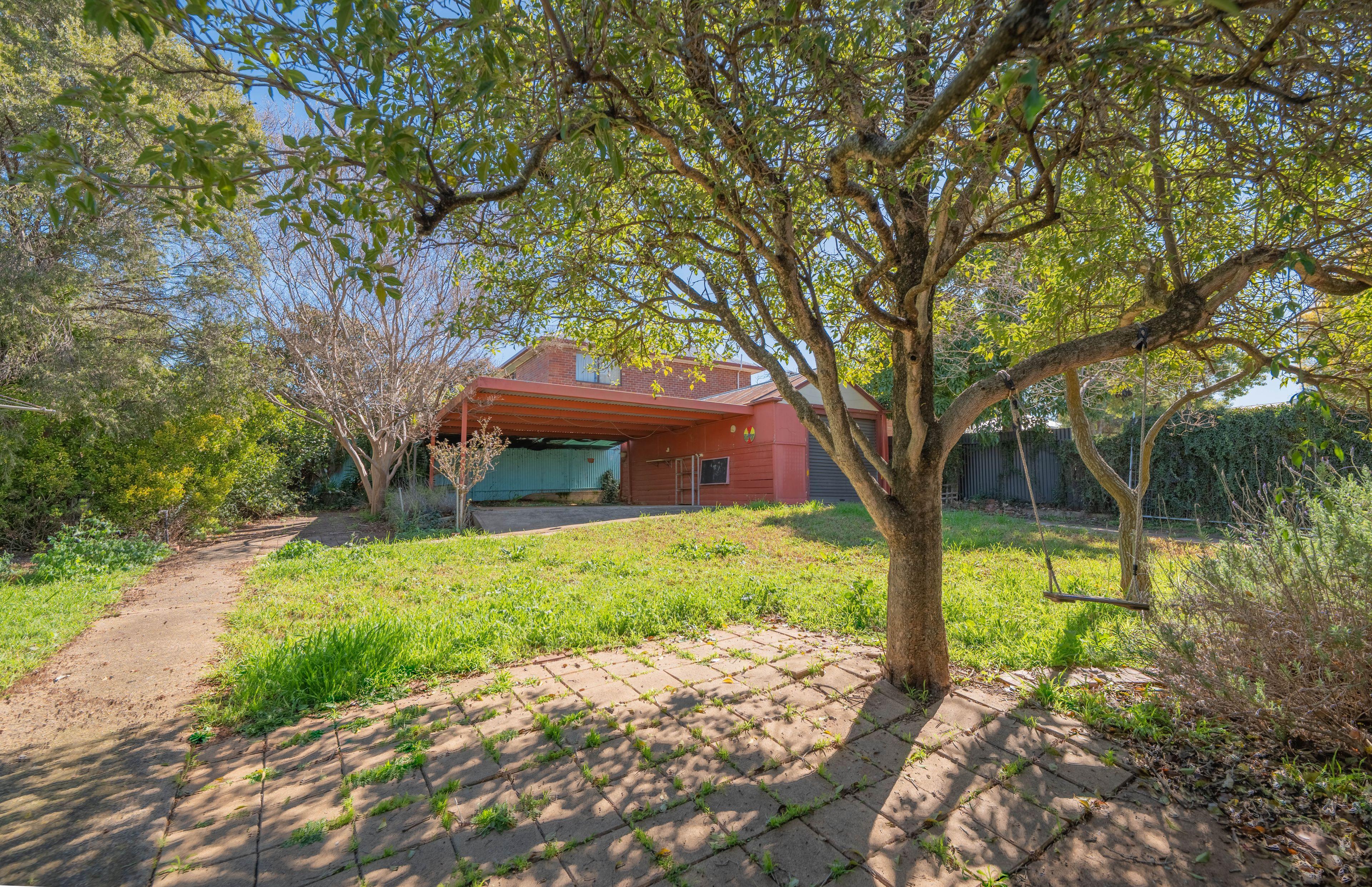 House for Sale: Parkes, NSW 2870, NSW, 2870