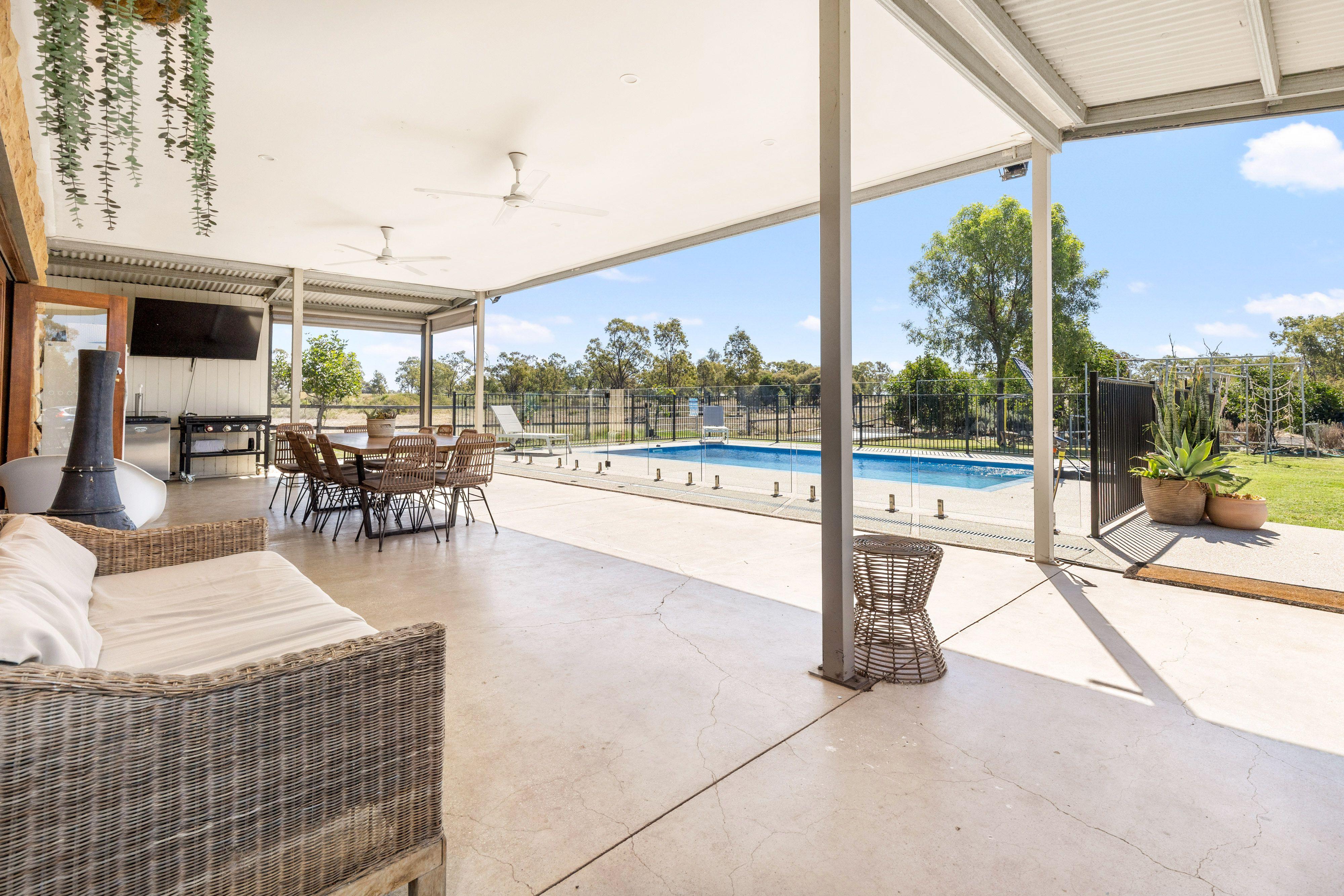 Acreage/Semi-Rural for Sale: Emerald, QLD 4720, QLD, 4720
