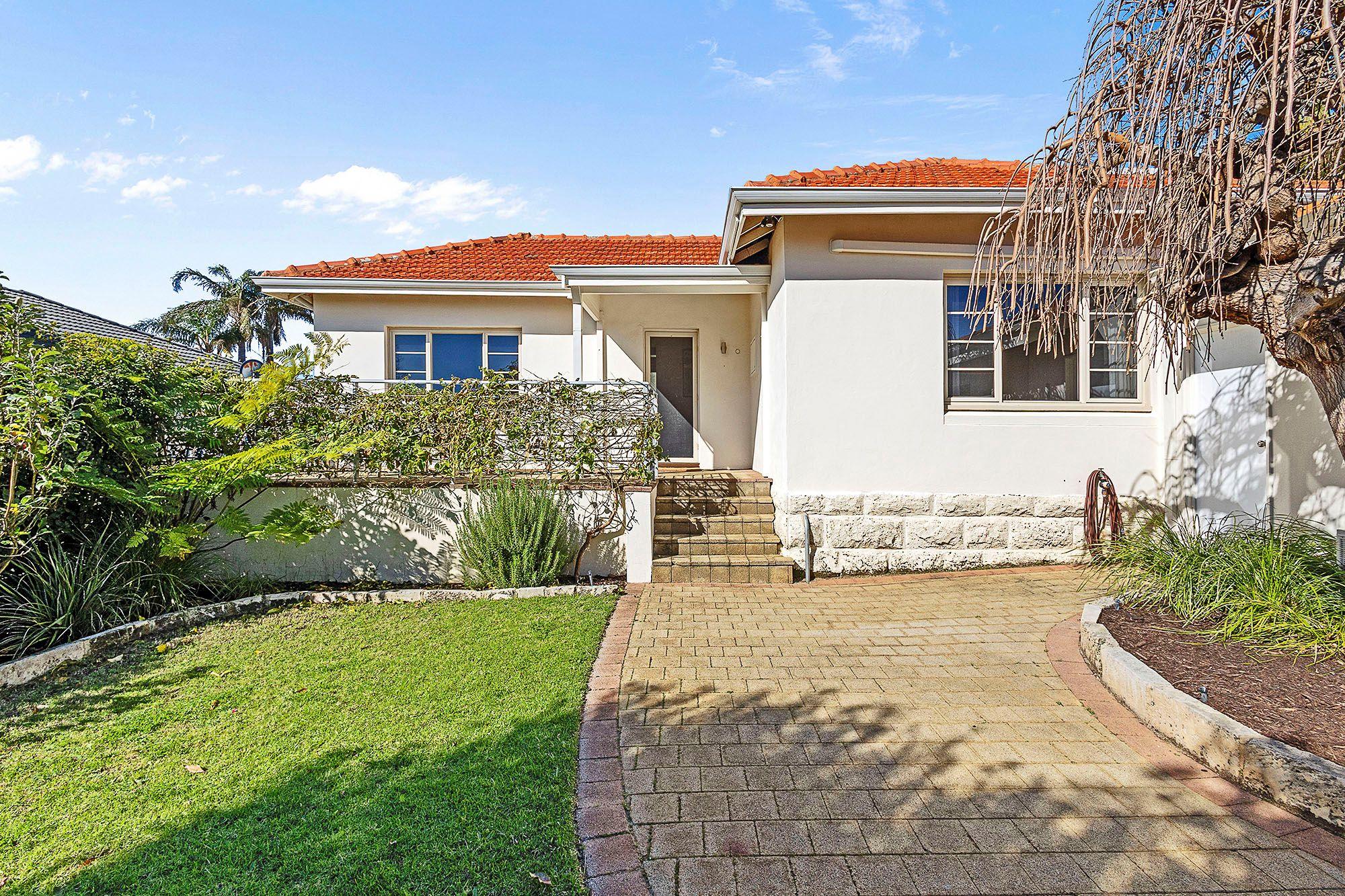 Prop-GPT: House: WA Doubleview, WA 6018 Home For Sale