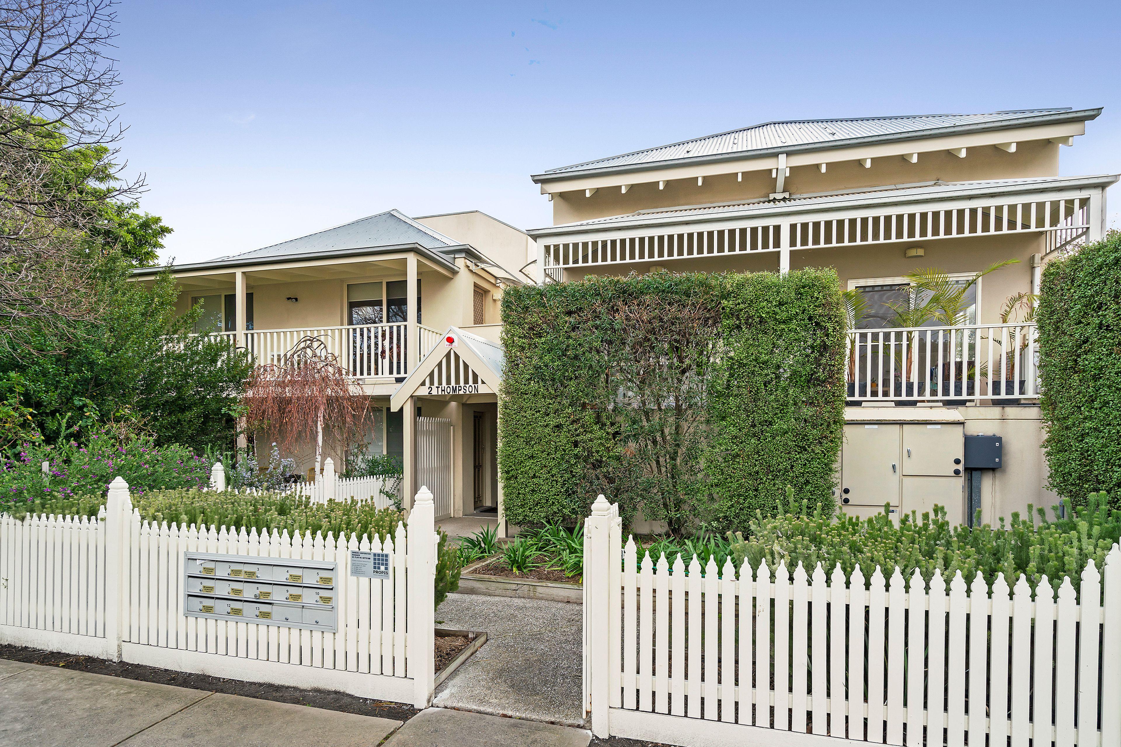 Prop-GPT: Apartment: VIC Williamstown, VIC 3016 Home For Sale