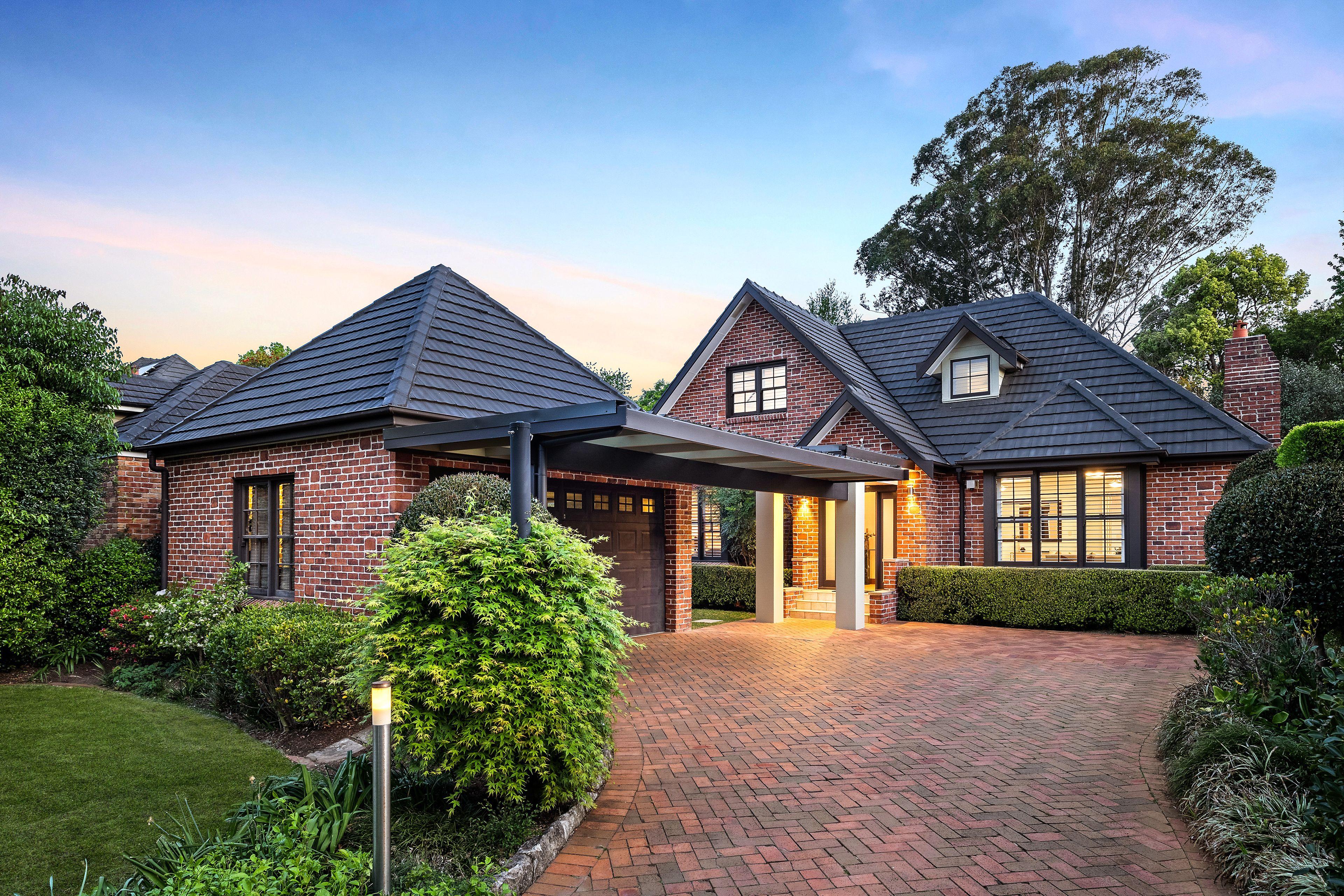 Prop-GPT: House: NSW Warrawee, NSW 2074 Home For Sale