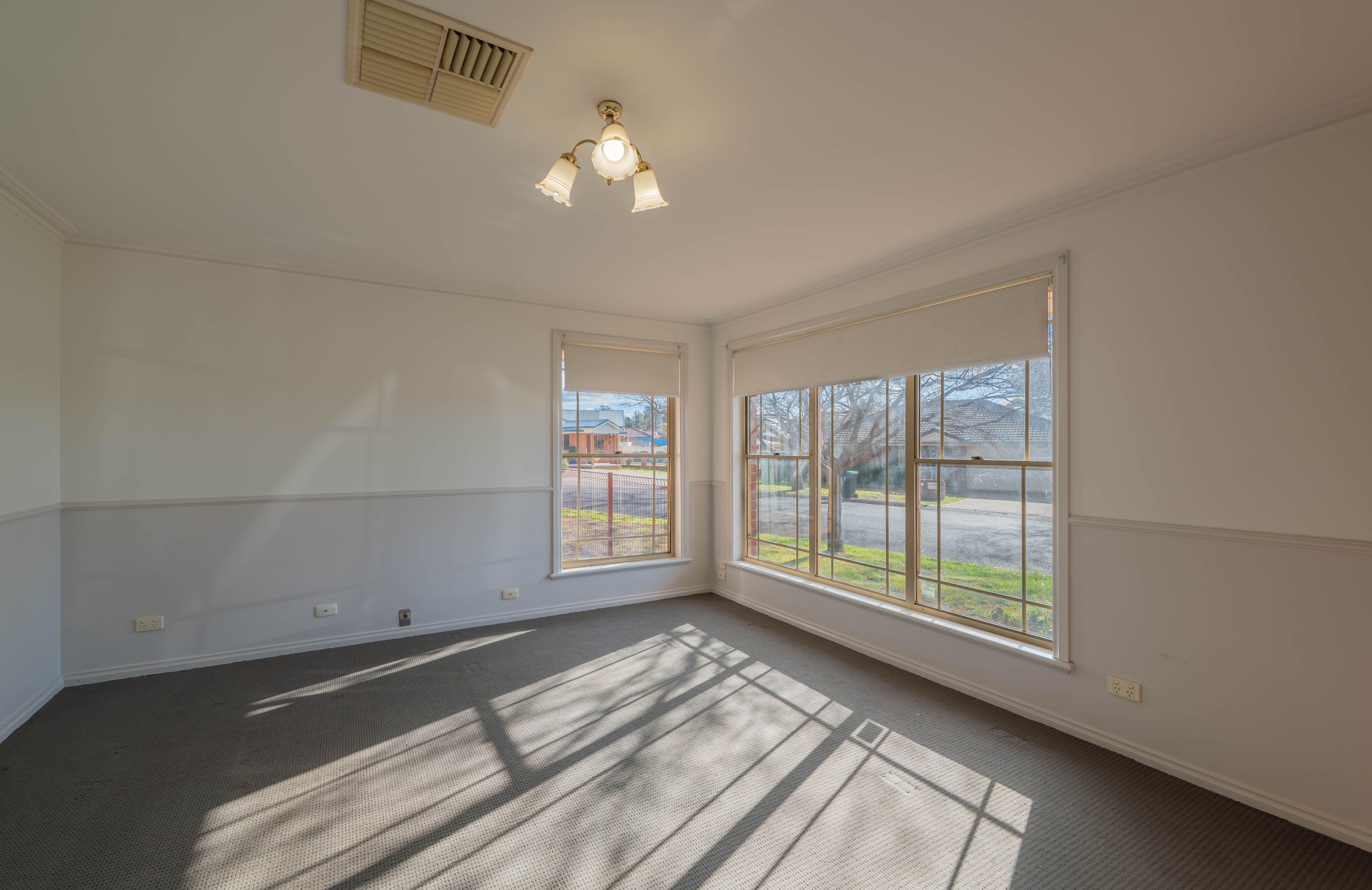DuplexSemi-detached for Sale: Parkes, NSW 2870, NSW, 2870