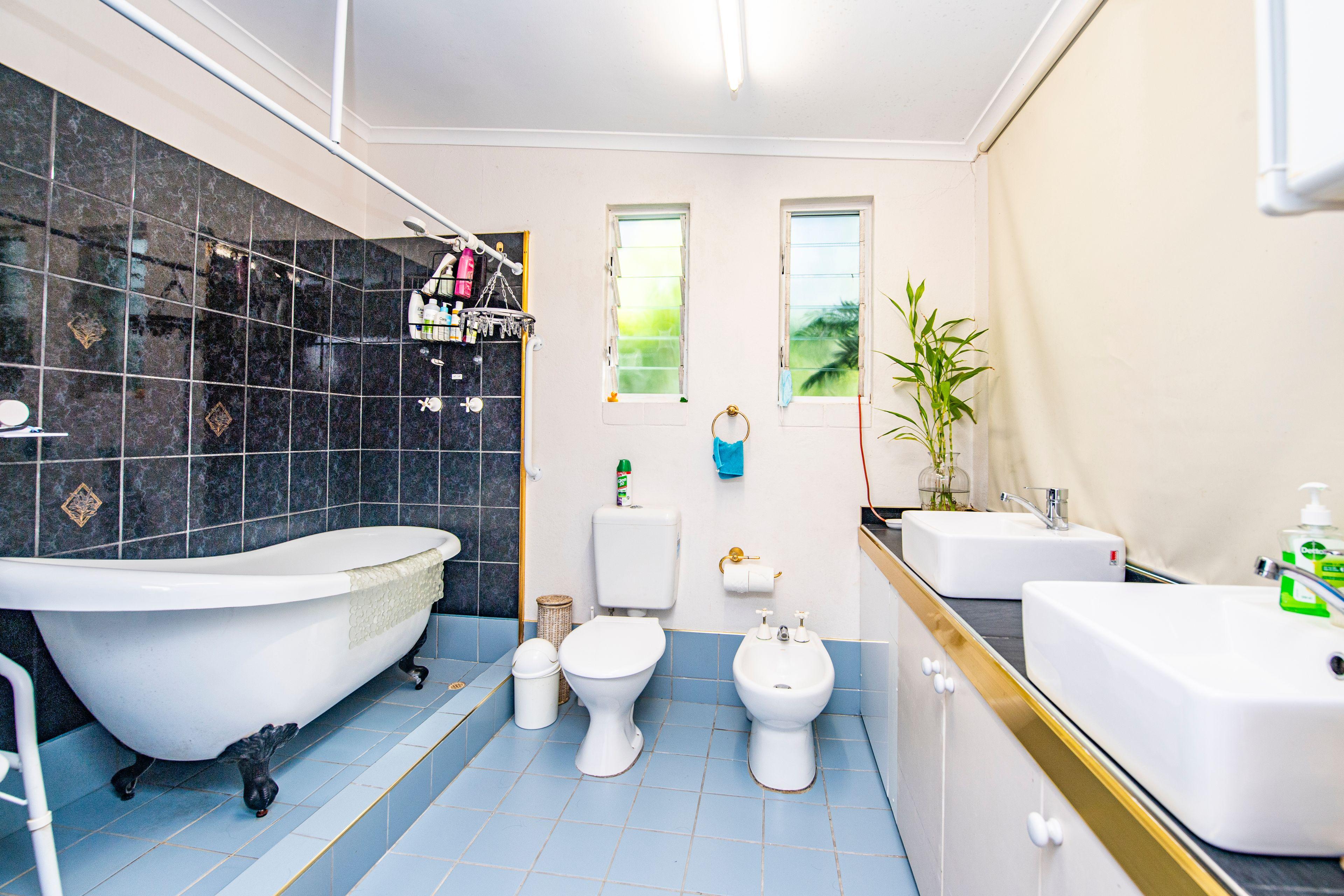 House for Sale: Nelly Bay, QLD 4819, QLD, 4819