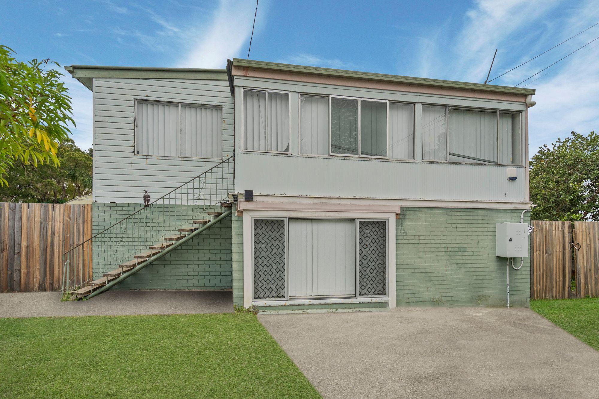 Prop-GPT: House: QLD Logan Central, QLD 4114 Home For Sale