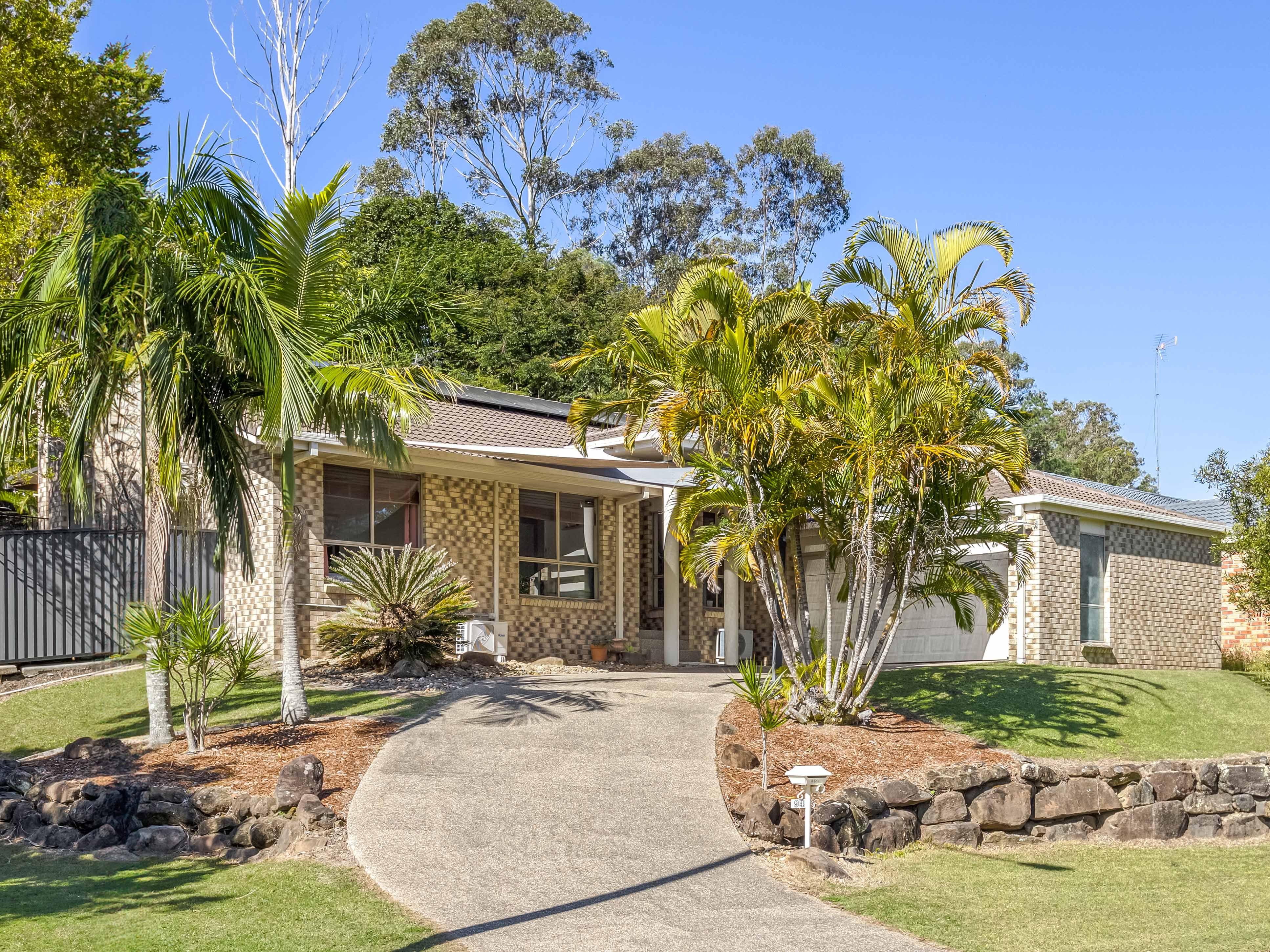 Prop-GPT: House: QLD Pacific Pines, QLD 4211 Home For Sale