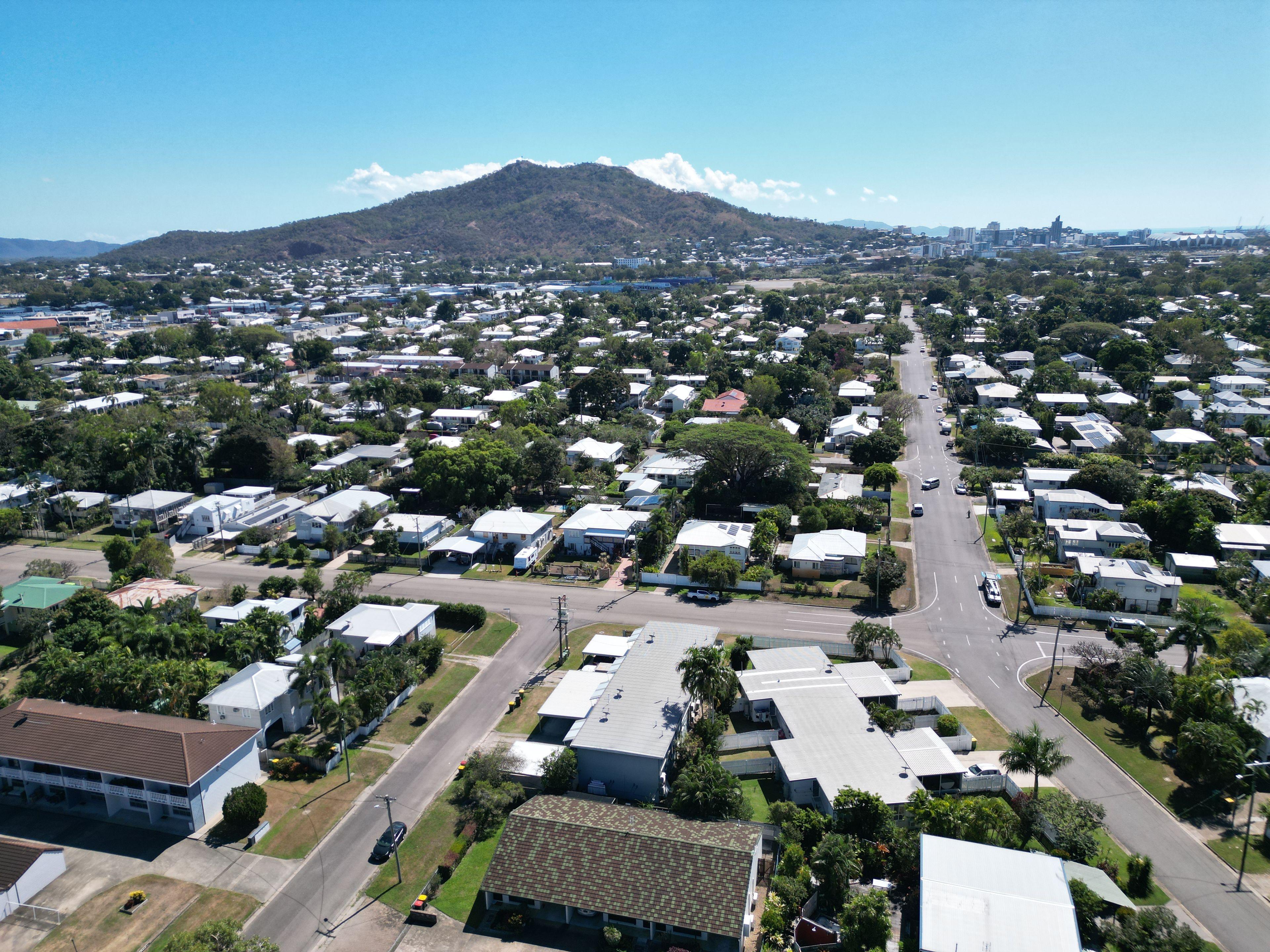 Apartment for Sale: Hermit Park, QLD 4812, QLD, 4812