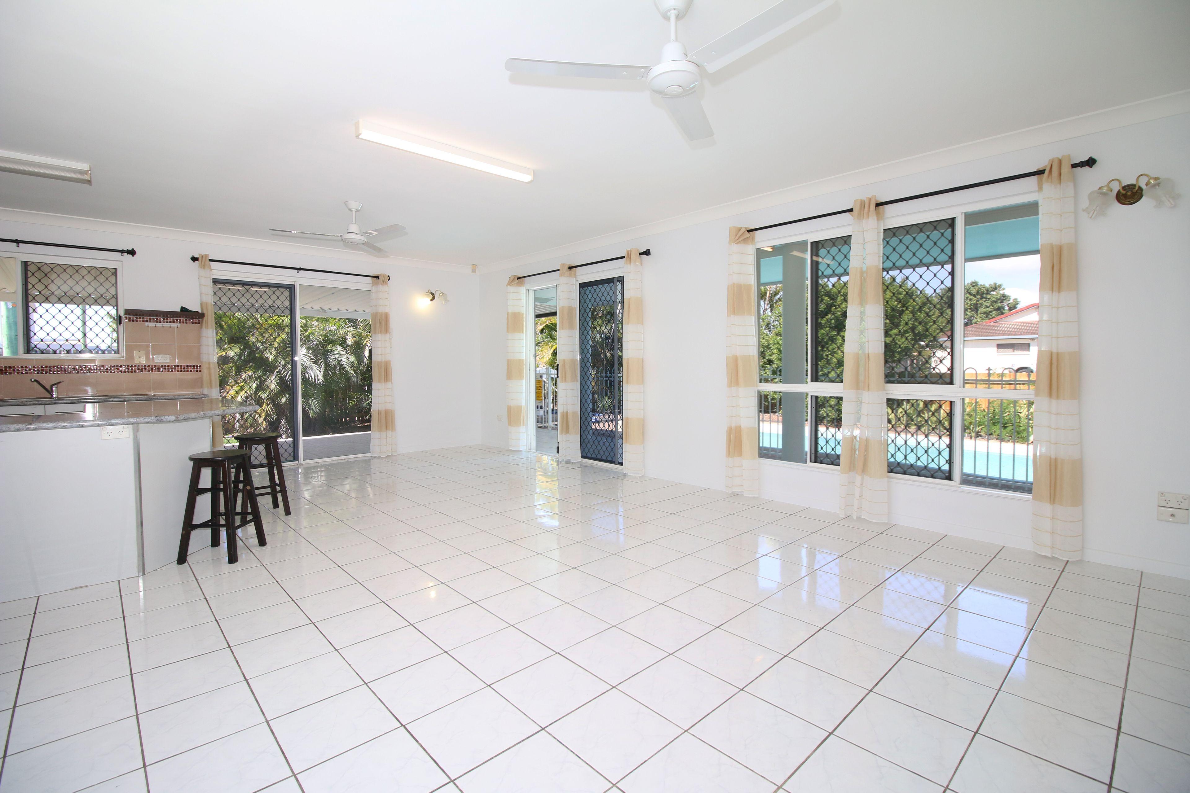 DuplexSemi-detached for Sale: Hermit Park, QLD 4812, QLD, 4812