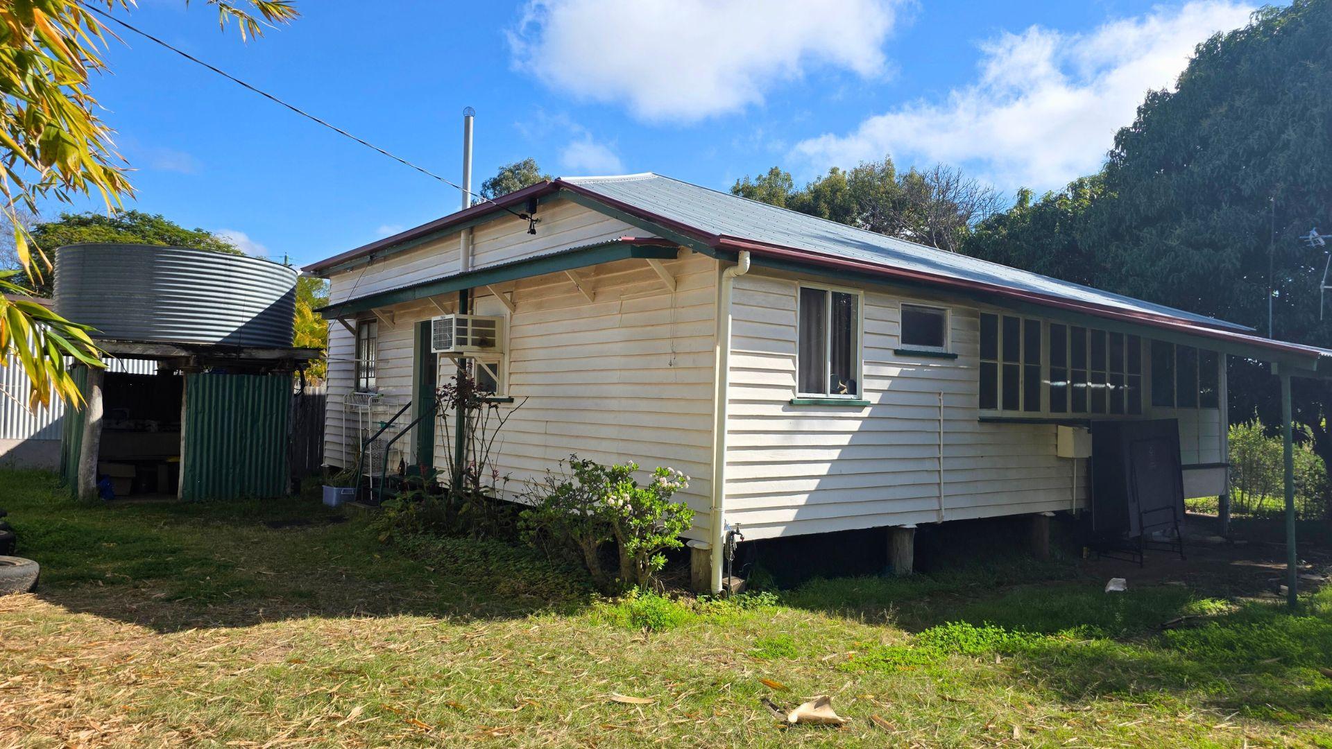 Prop-GPT: House: QLD Gayndah, QLD 4625 Home For Sale