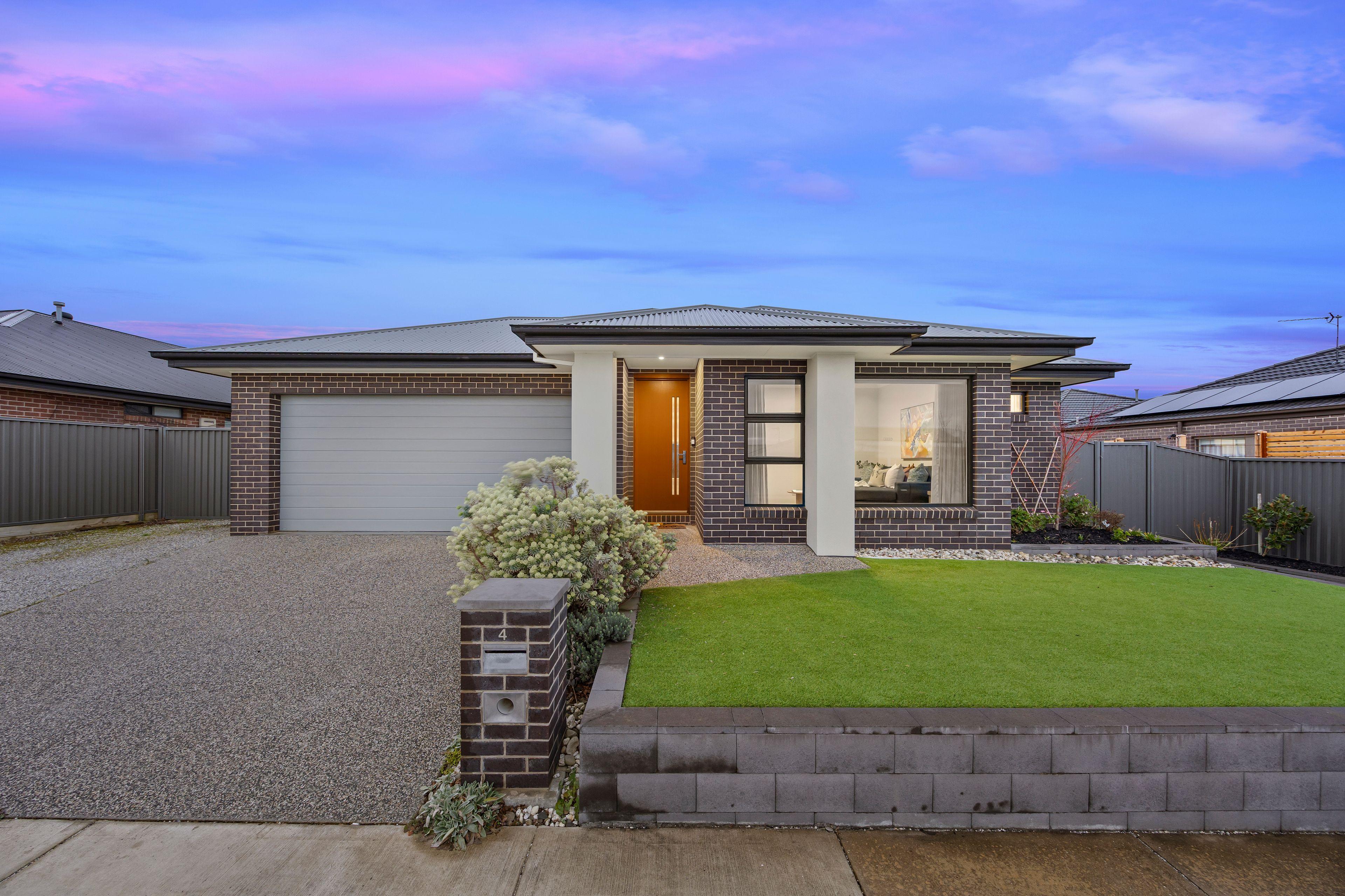 Prop-GPT: House: VIC Lucas, VIC 3350 Home For Sale