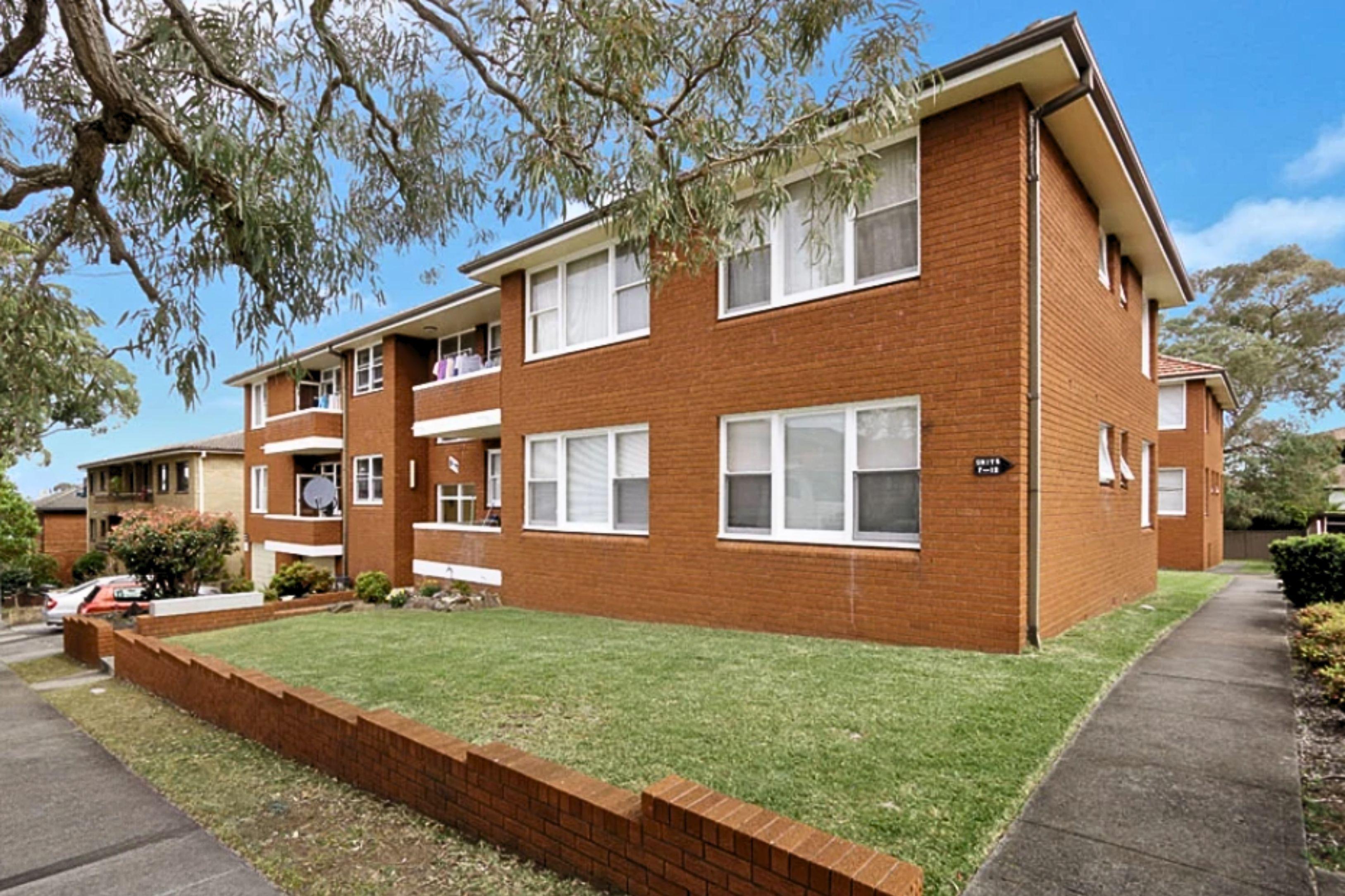 Prop-GPT: Unit: NSW Allawah, NSW 2218 Home For Sale