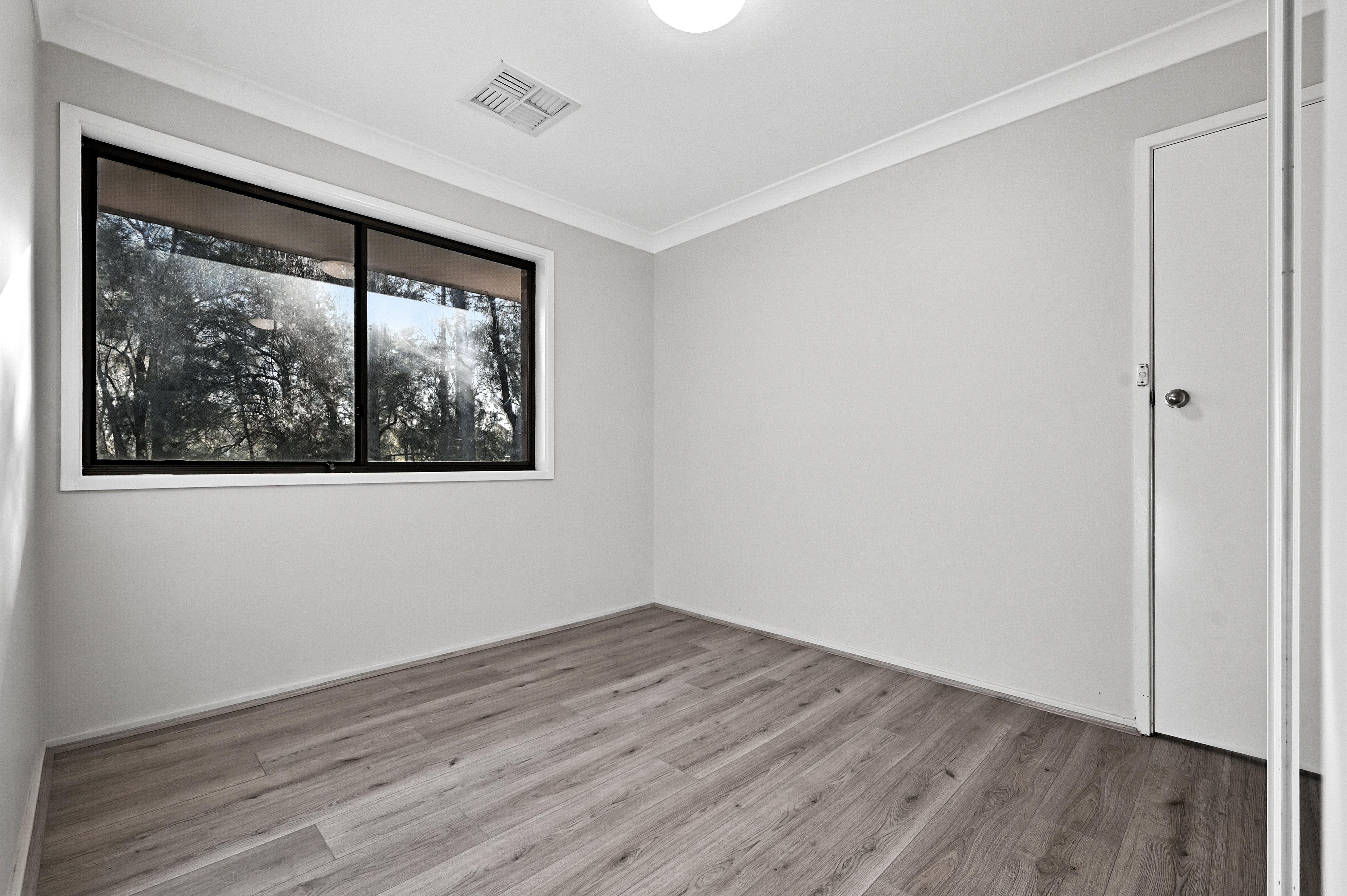 House for Sale: Macquarie Fields, NSW 2564, NSW, 2564
