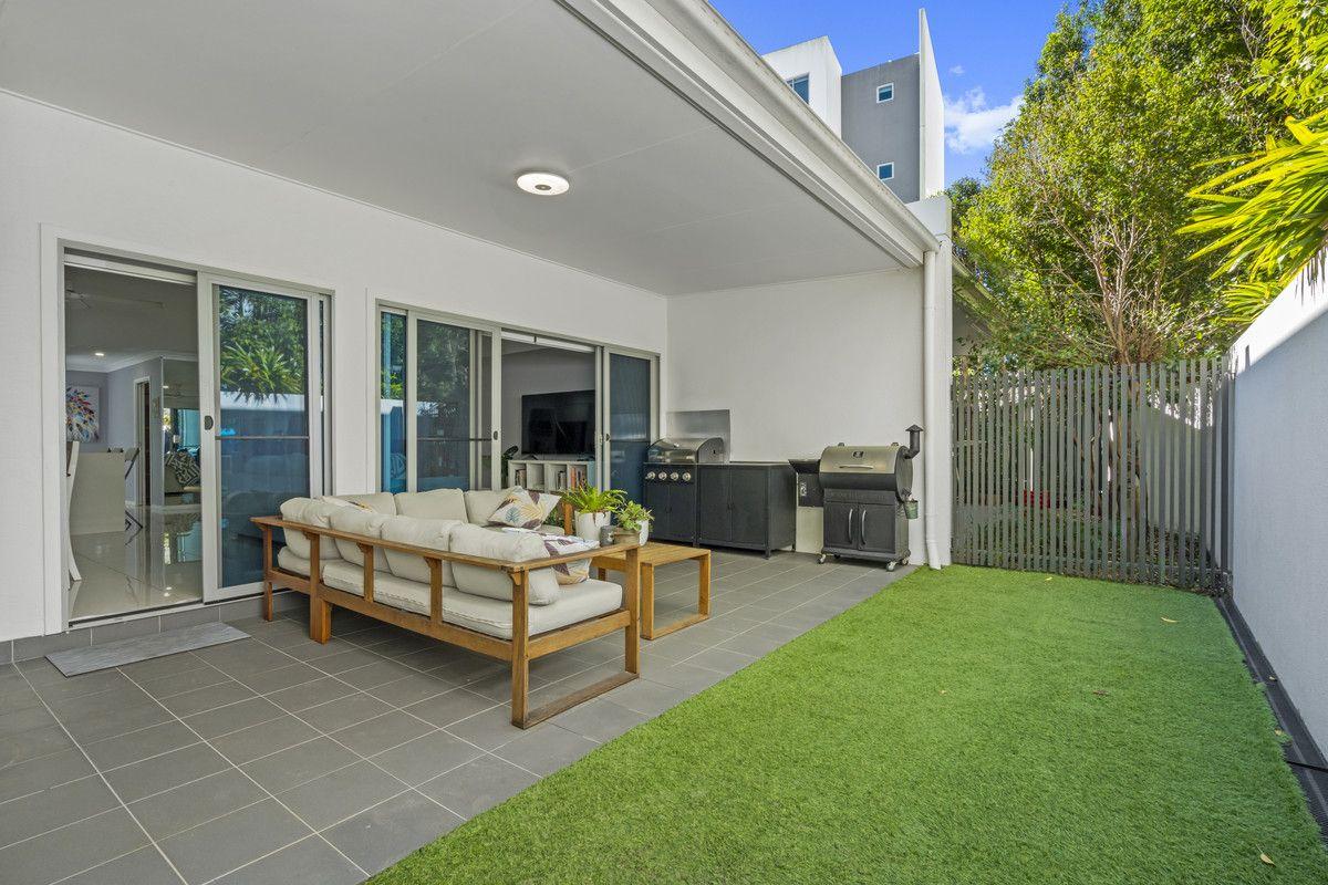 Property for Sale: Biggera Waters, QLD 4216, QLD, 4216