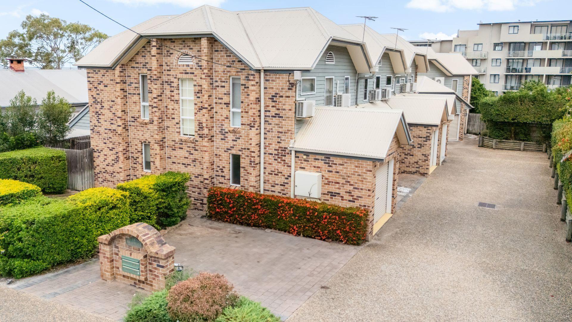Prop-GPT: House: QLD Gladstone Central, QLD 4680 Home For Sale