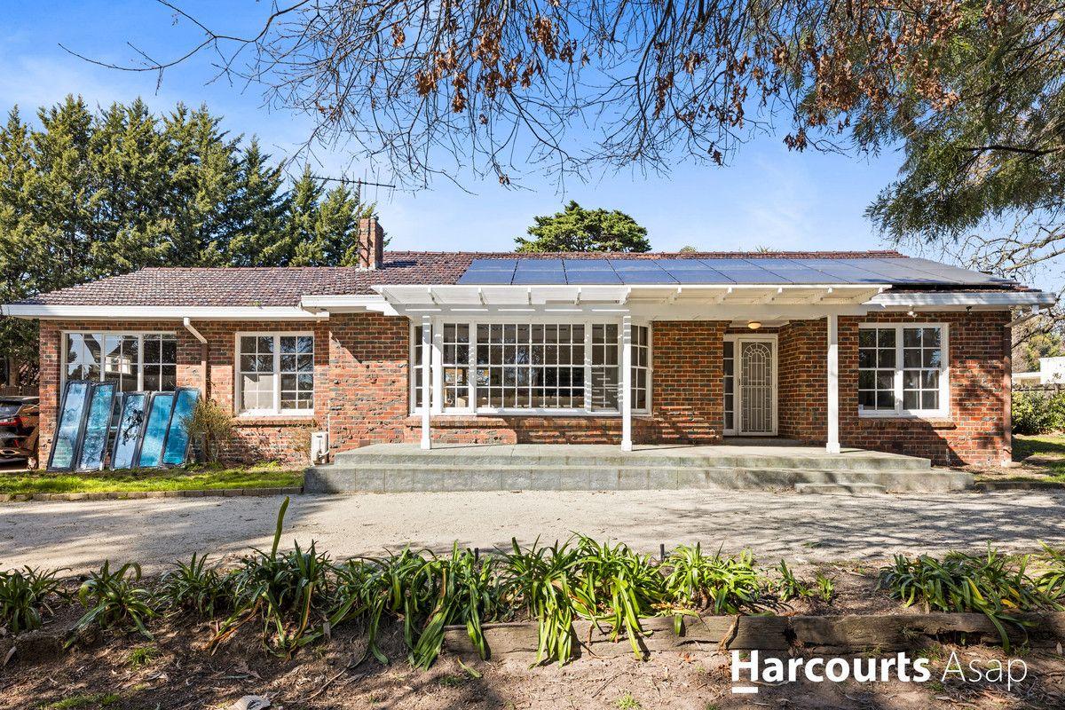 Prop-GPT: House: VIC Narre Warren North, VIC 3804 Victoria 3804