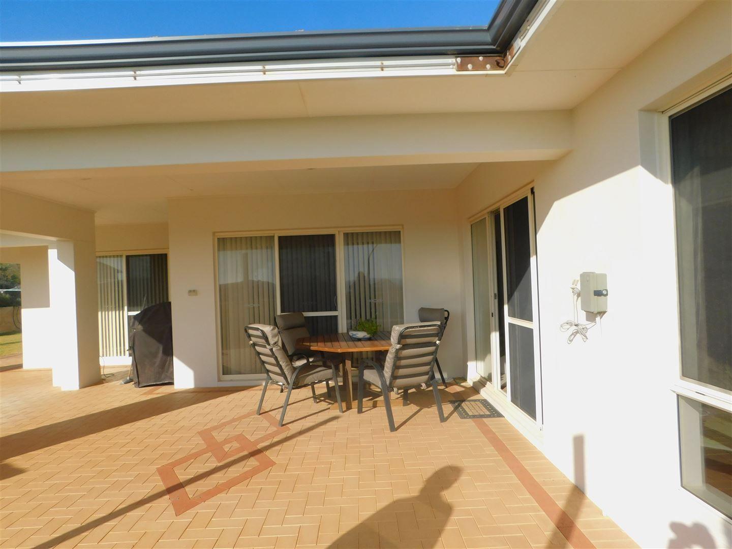 House for Sale: Dongara, WA 6525, WA, 6525