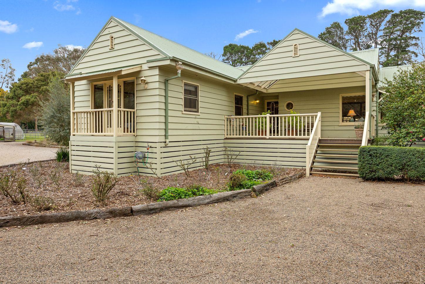 Prop-GPT: Property: VIC Somerville, VIC 3912 Victoria 3912