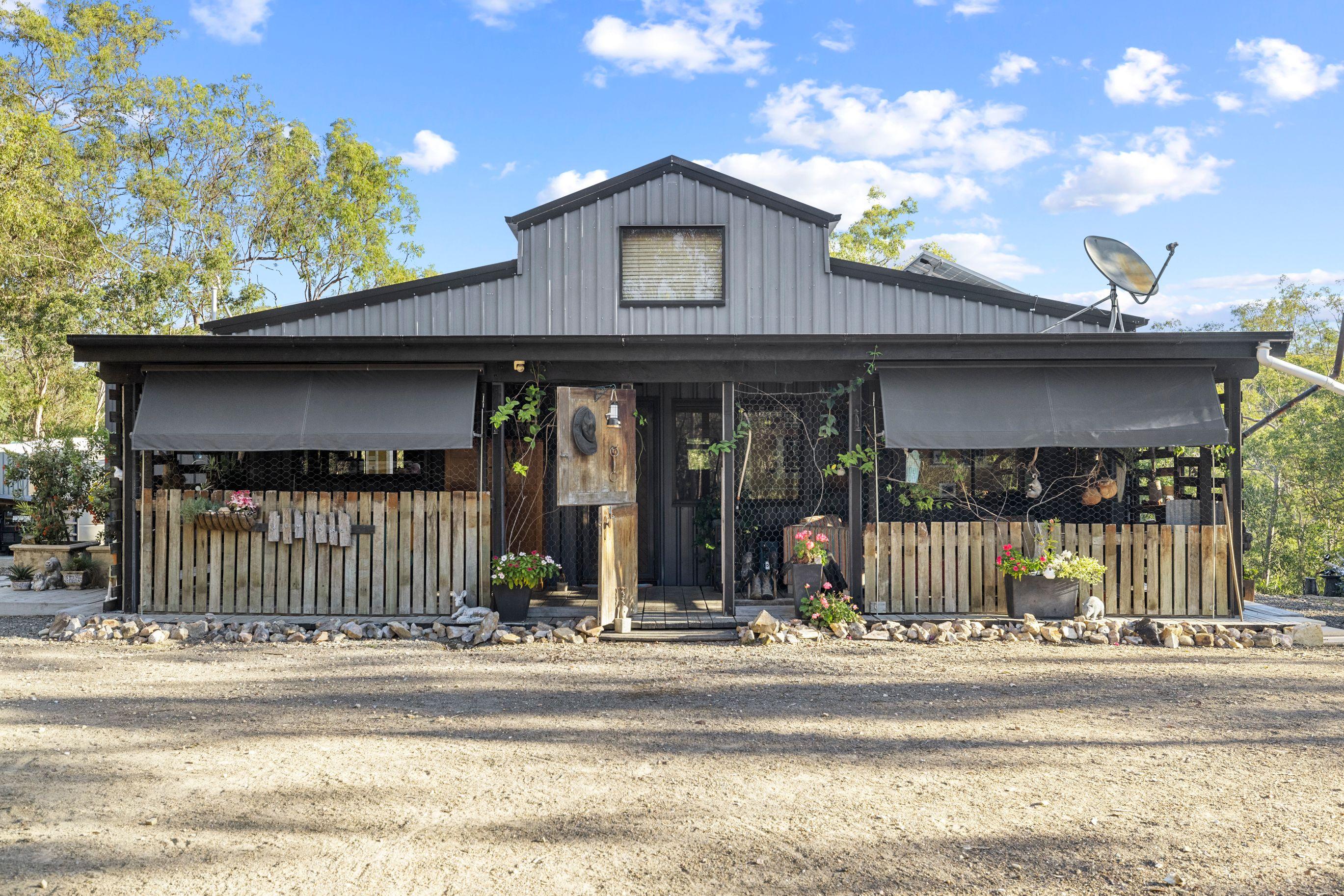 Prop-GPT: Lifestyle: QLD Crossdale, QLD 4312 Rural