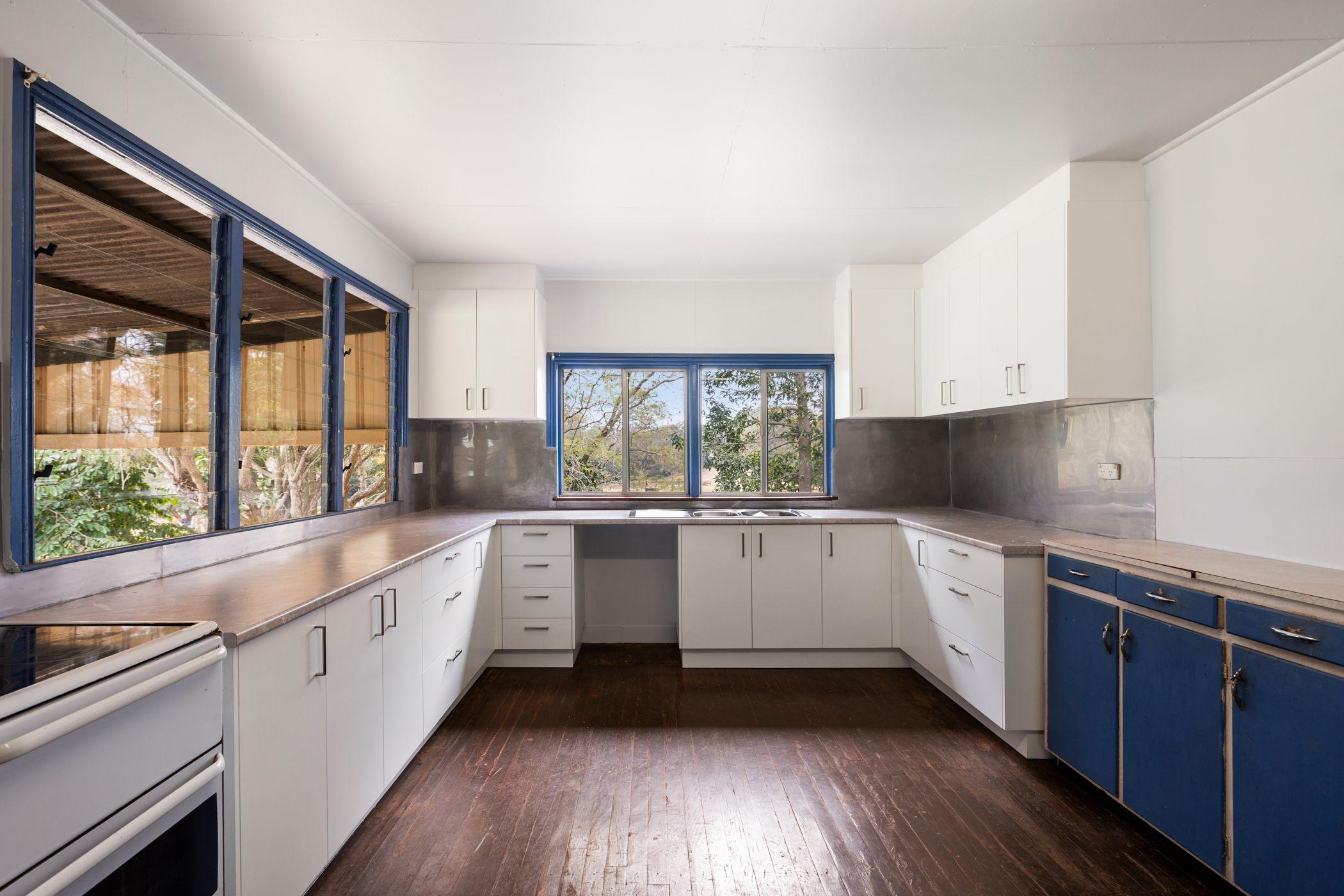 Lifestyle for Sale: 4314