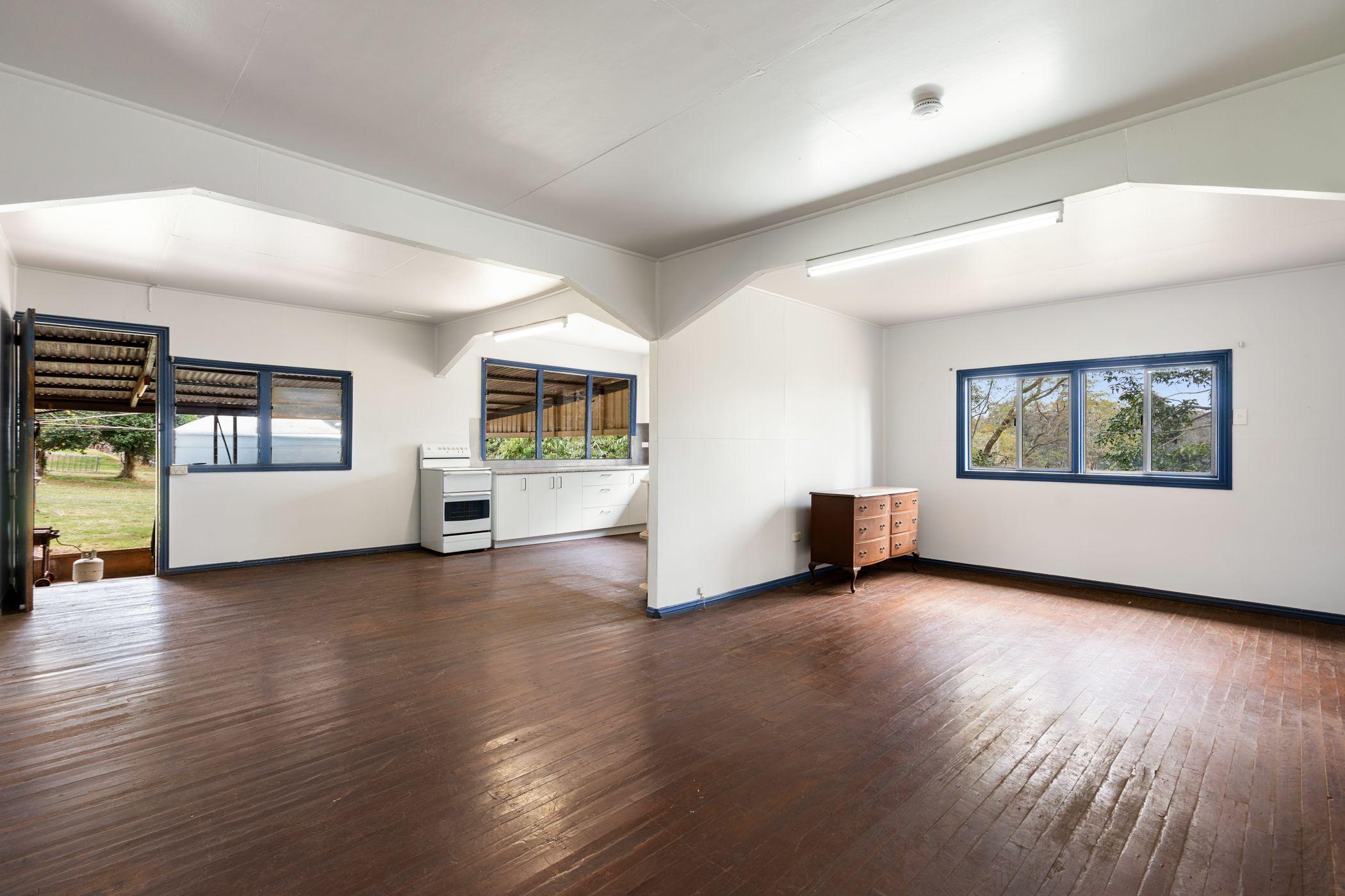 Lifestyle for Sale: 4314