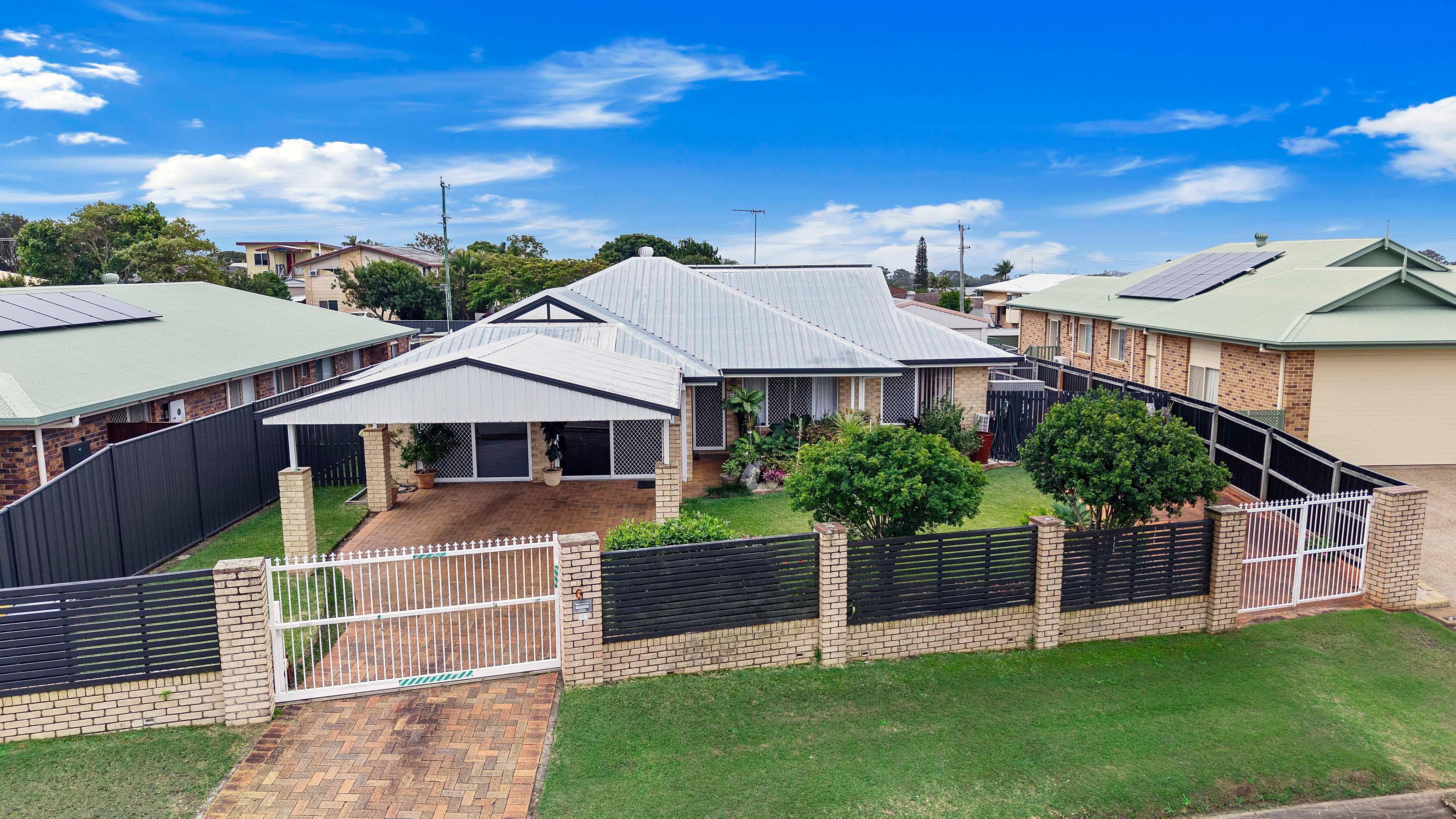 Prop-GPT: House: QLD Kawungan, QLD 4655 Home For Sale