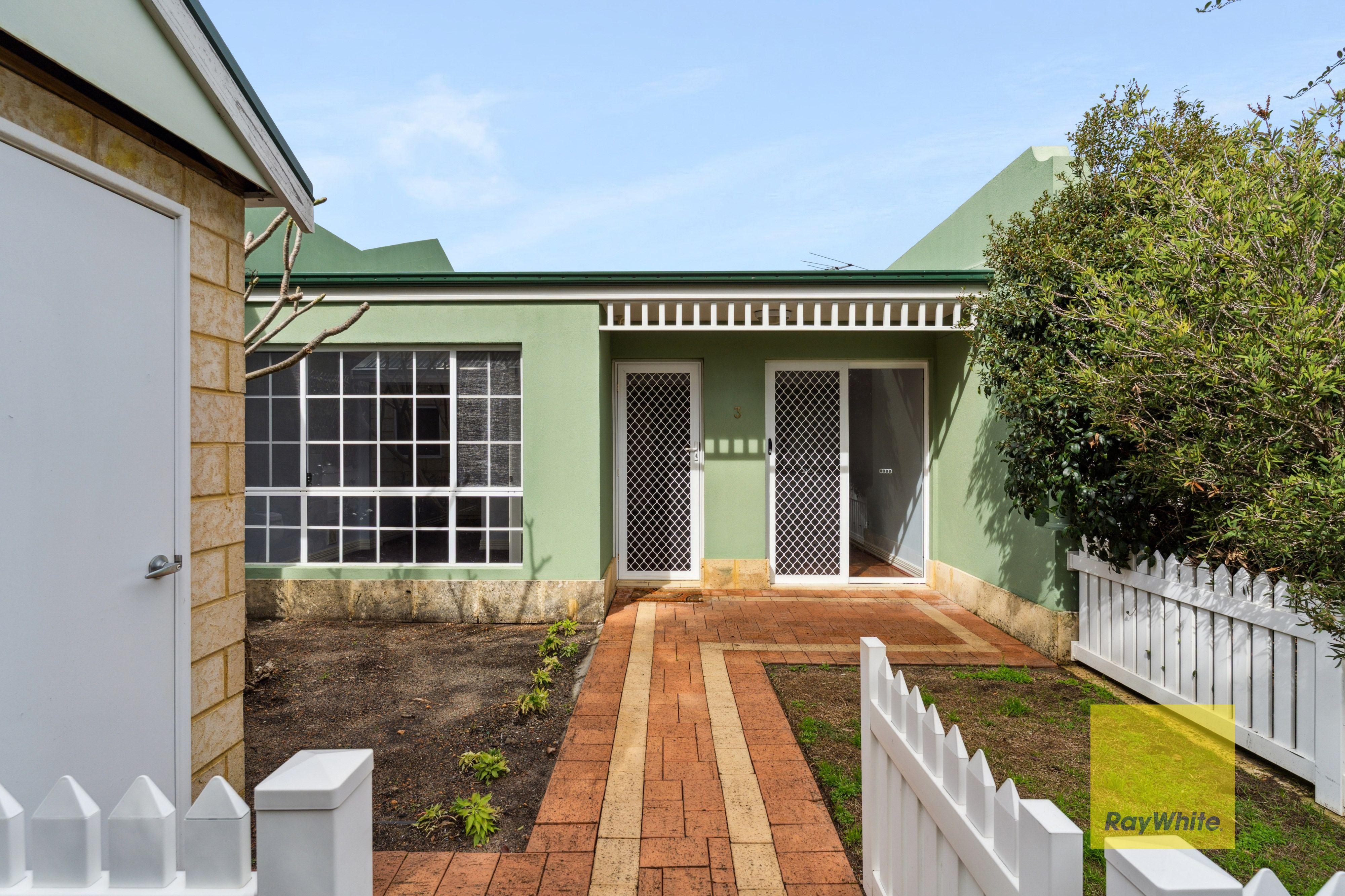 Prop-GPT: House: WA Kalamunda, WA 6076 Home For Sale