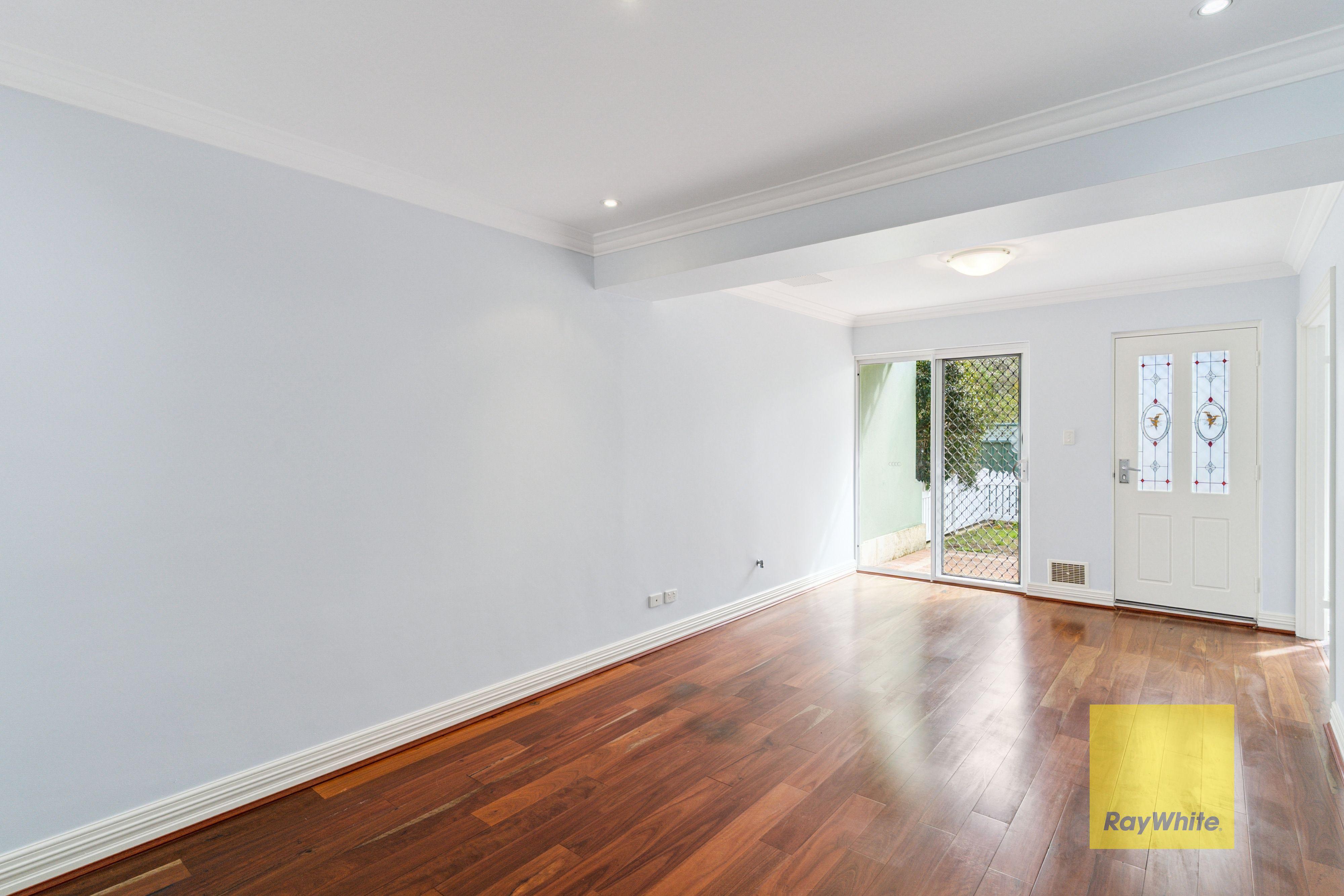 House for Sale: Kalamunda, WA 6076, WA, 6076