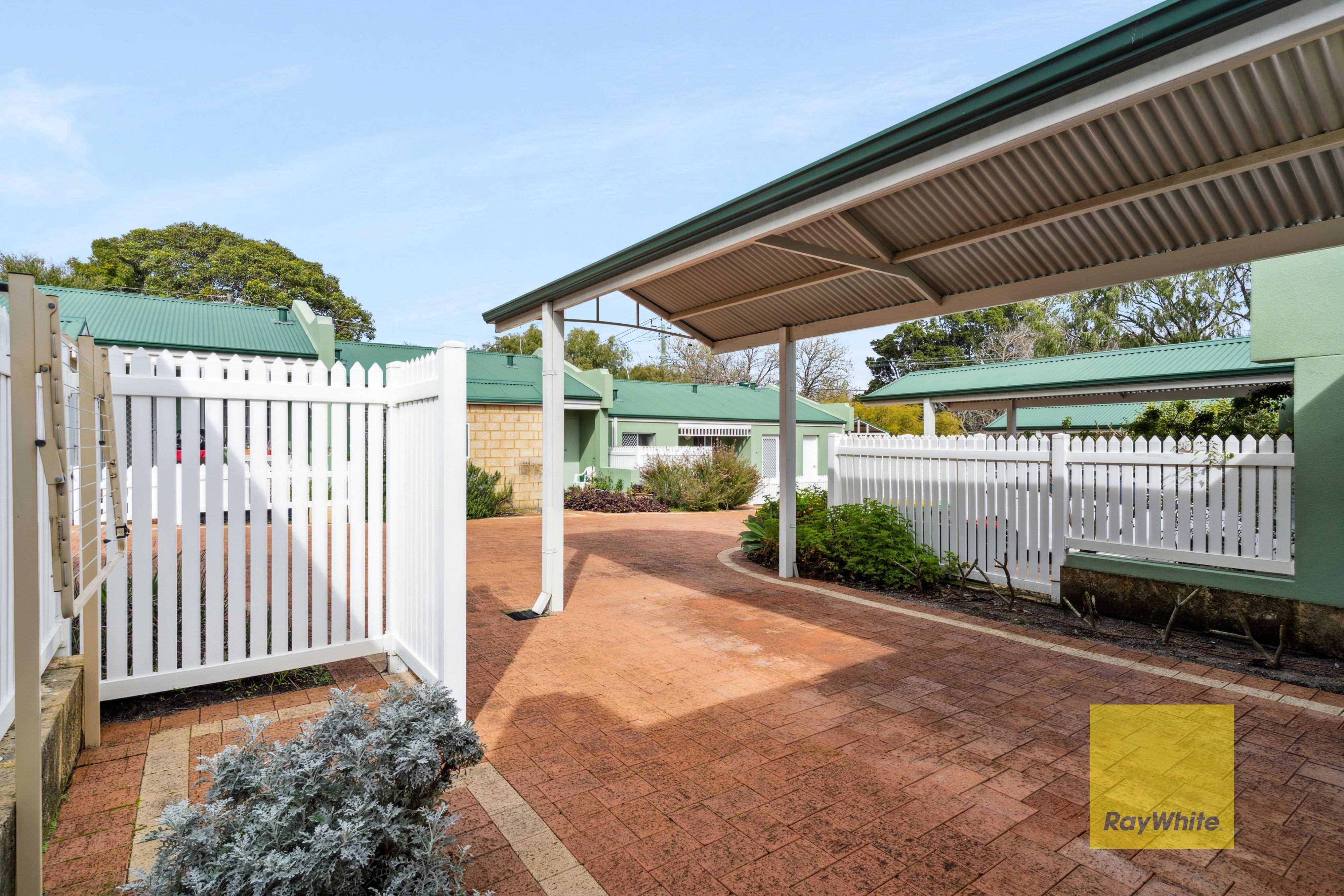 House for Sale: Kalamunda, WA 6076, WA, 6076