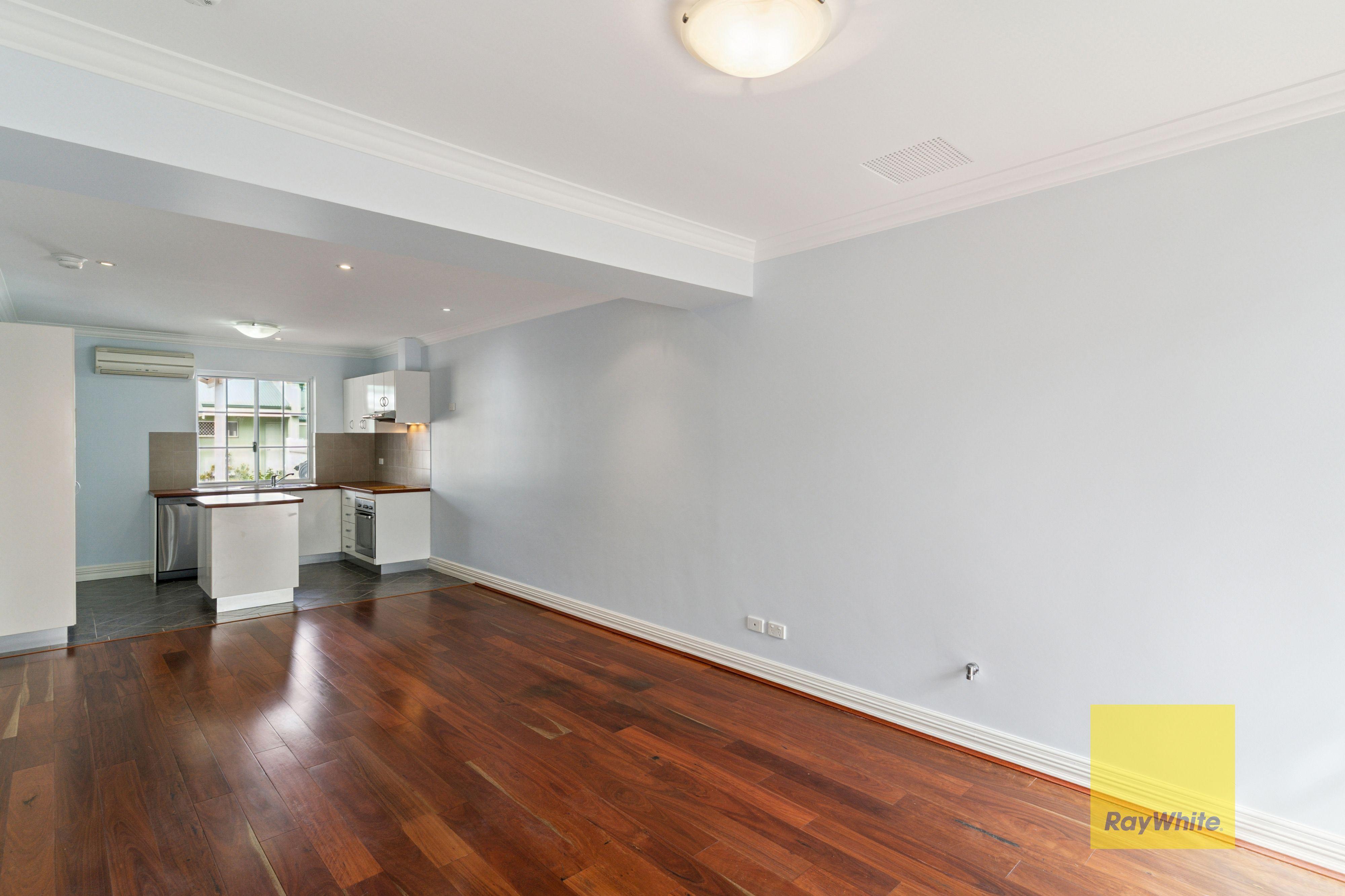 House for Sale: Kalamunda, WA 6076, WA, 6076