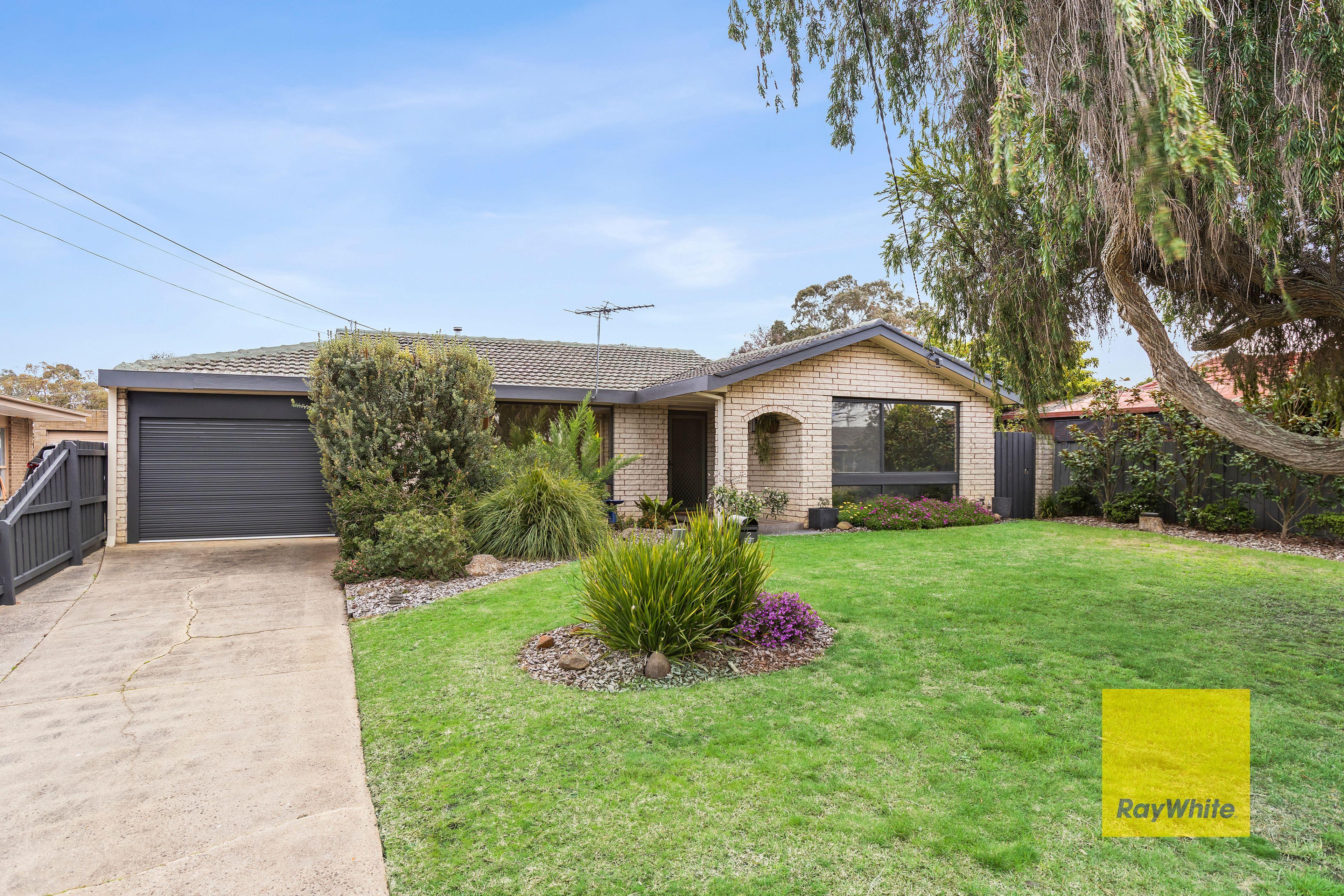 Prop-GPT: House: VIC Grovedale, VIC 3216 Home For Sale