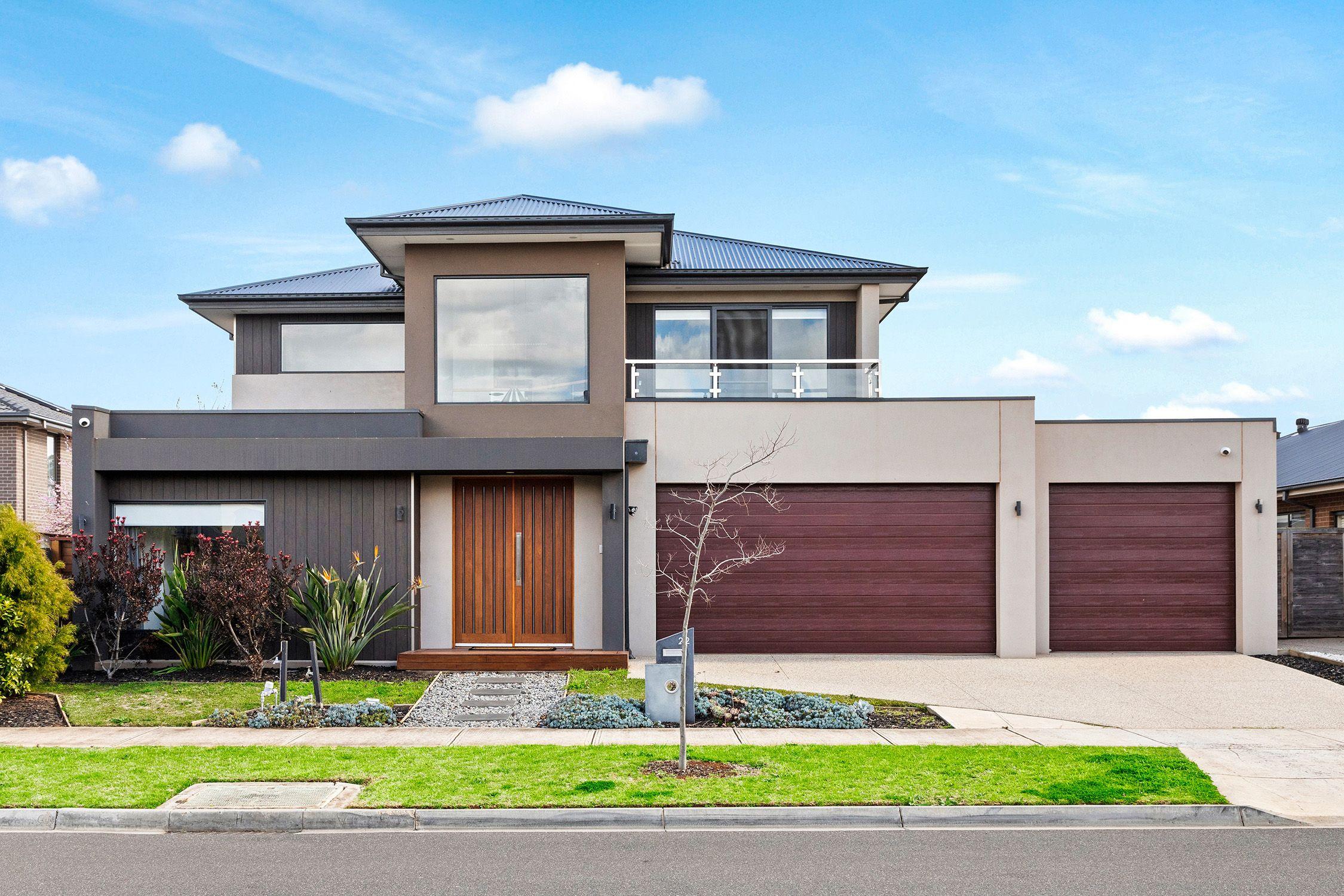 Prop-GPT: House:   Home For Sale