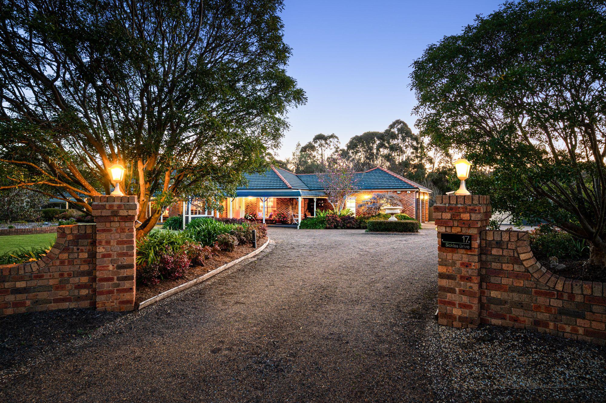 Prop-GPT: House: NSW Grasmere, NSW 2570 Home For Sale