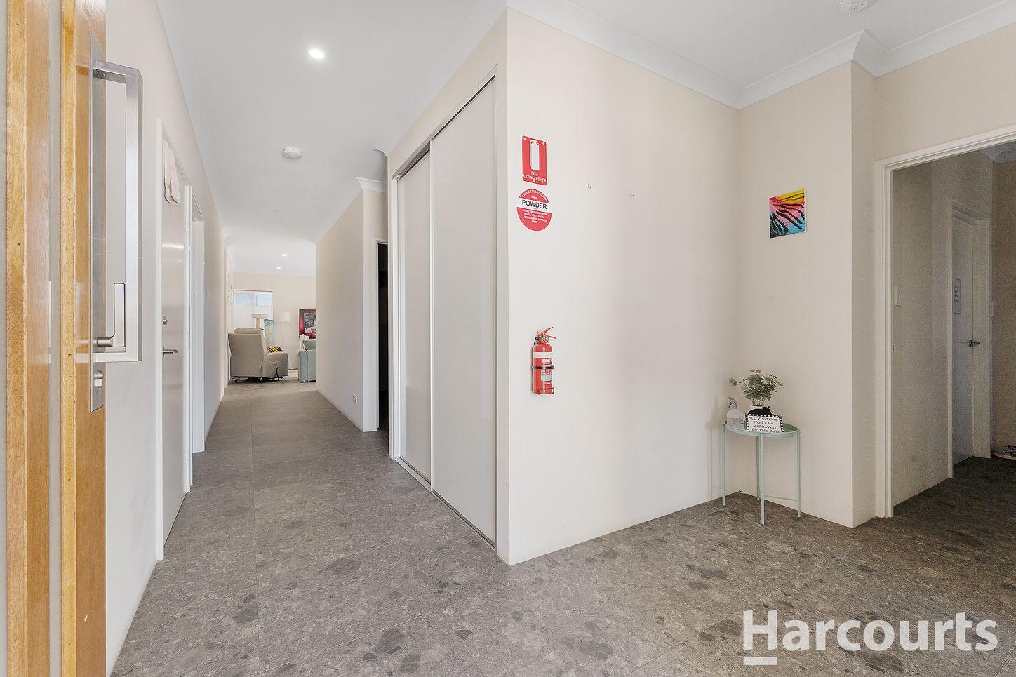 House for Sale: Halls Head, WA 6210, WA, 6210