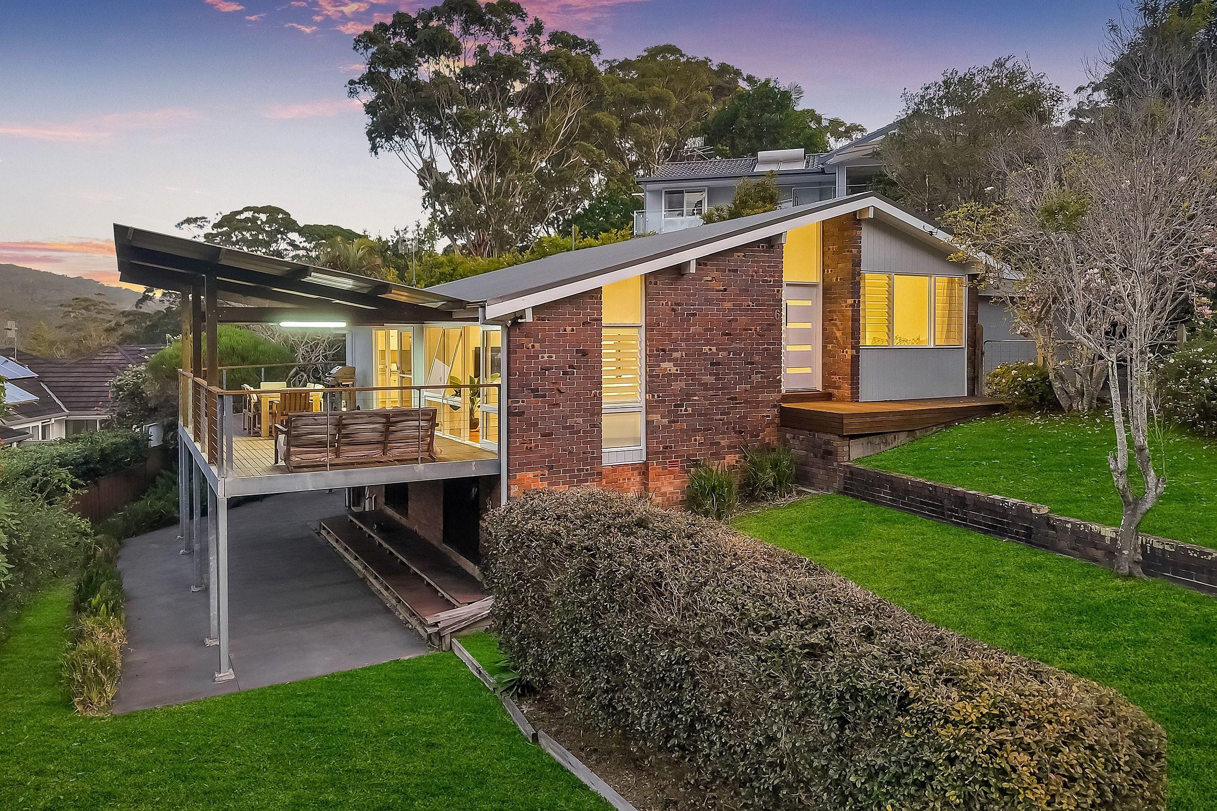 Prop-GPT: House: NSW Avoca Beach, NSW 2251 Home For Sale