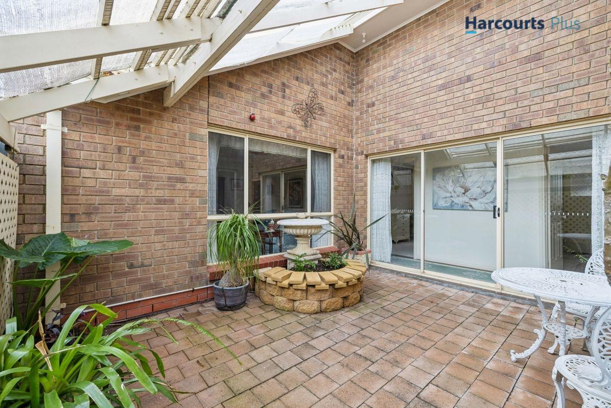 House for Sale: Trott Park, SA 5158, SA, 5158