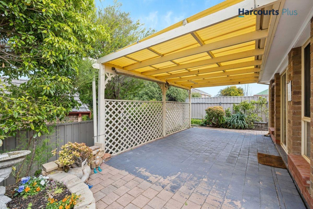 House for Sale: Trott Park, SA 5158, SA, 5158