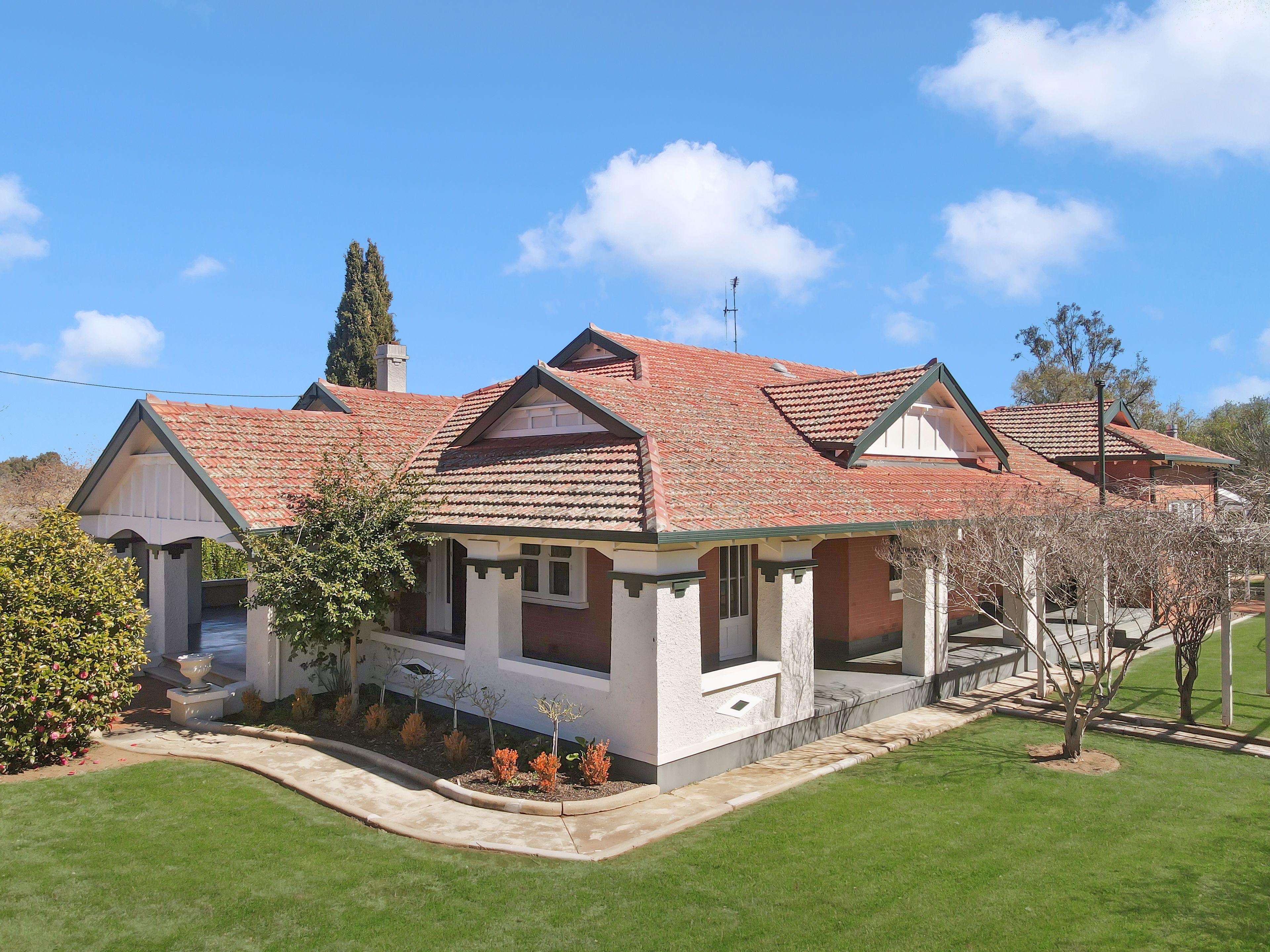 Prop-GPT: House: NSW Forbes, NSW 2871 Home For Sale
