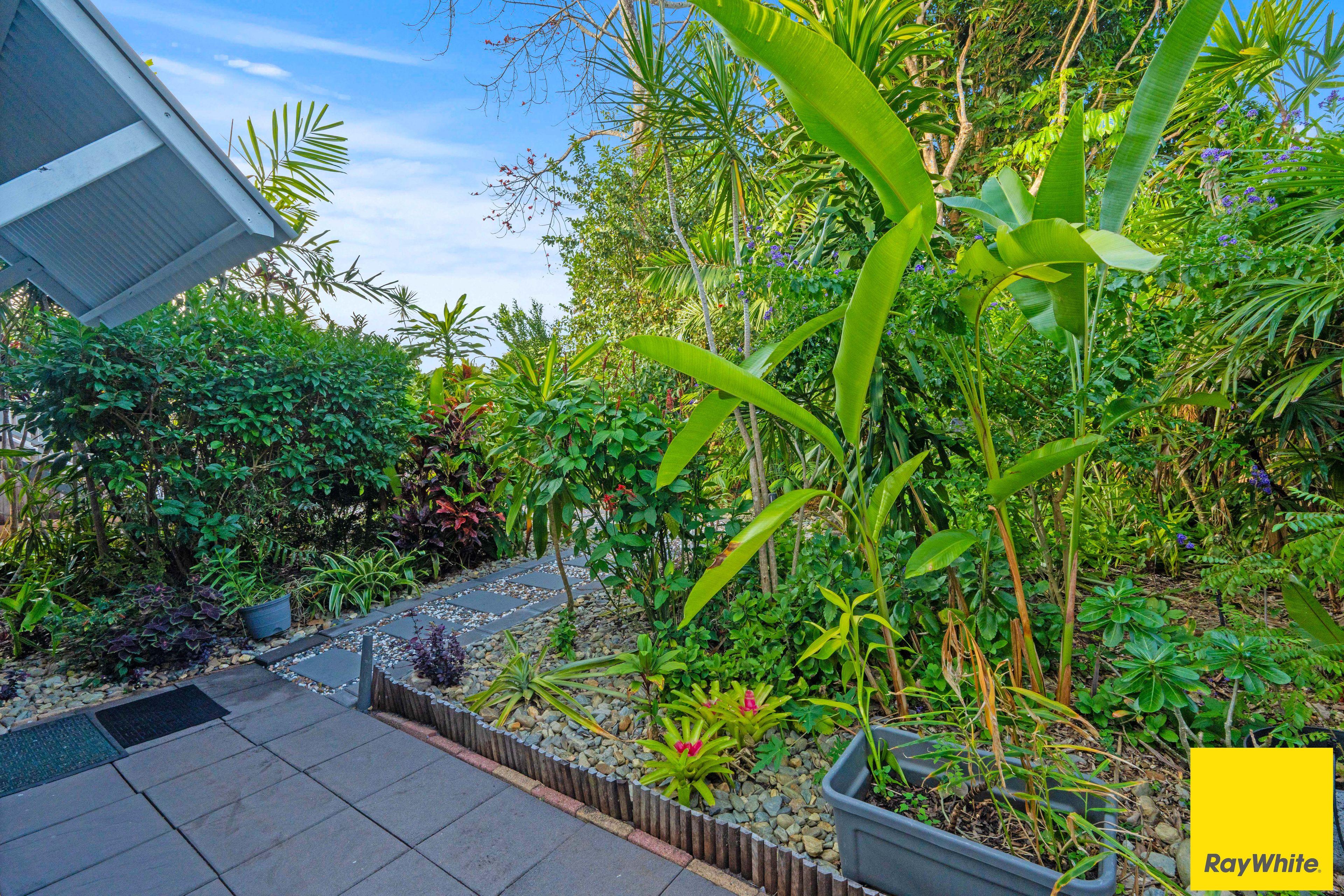 House for Sale: Holloways Beach, QLD 4878, QLD, 4878