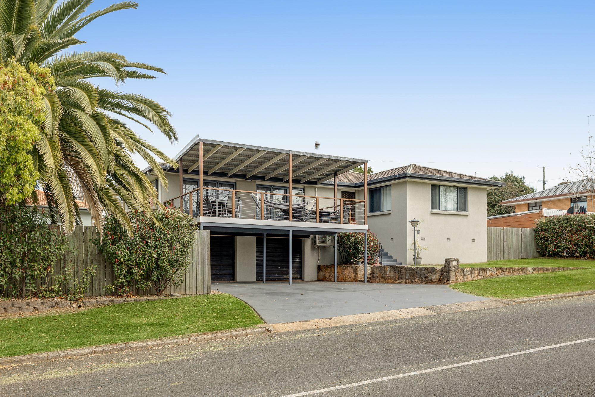 Prop-GPT: House: QLD Centenary Heights, QLD 4350 Home For Sale