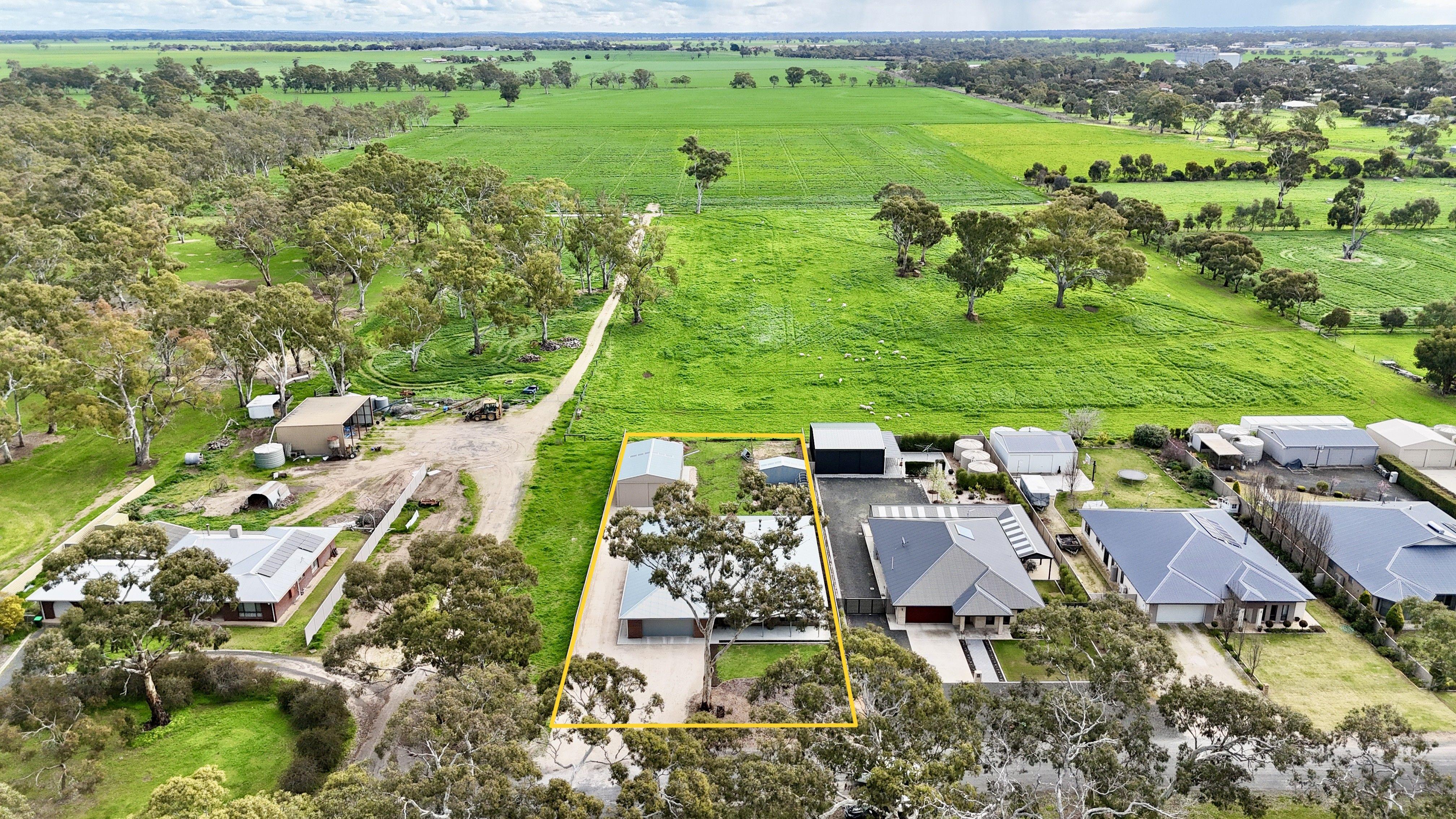 House for Sale: Bordertown, SA 5268, SA, 5268