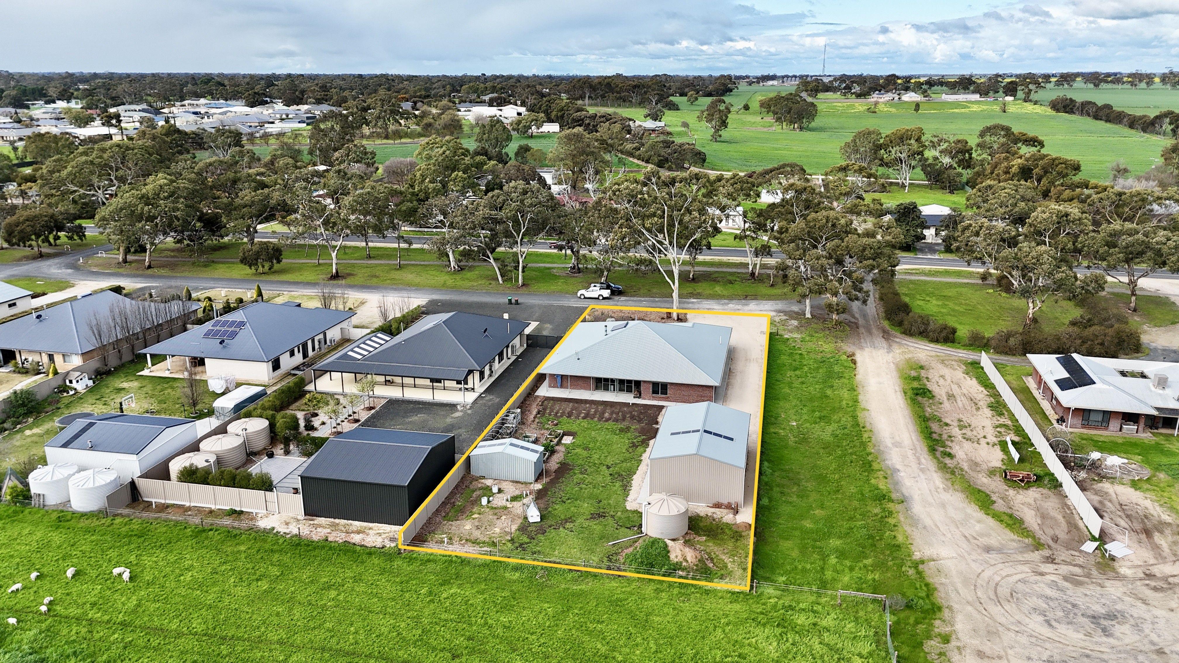 House for Sale: Bordertown, SA 5268, SA, 5268